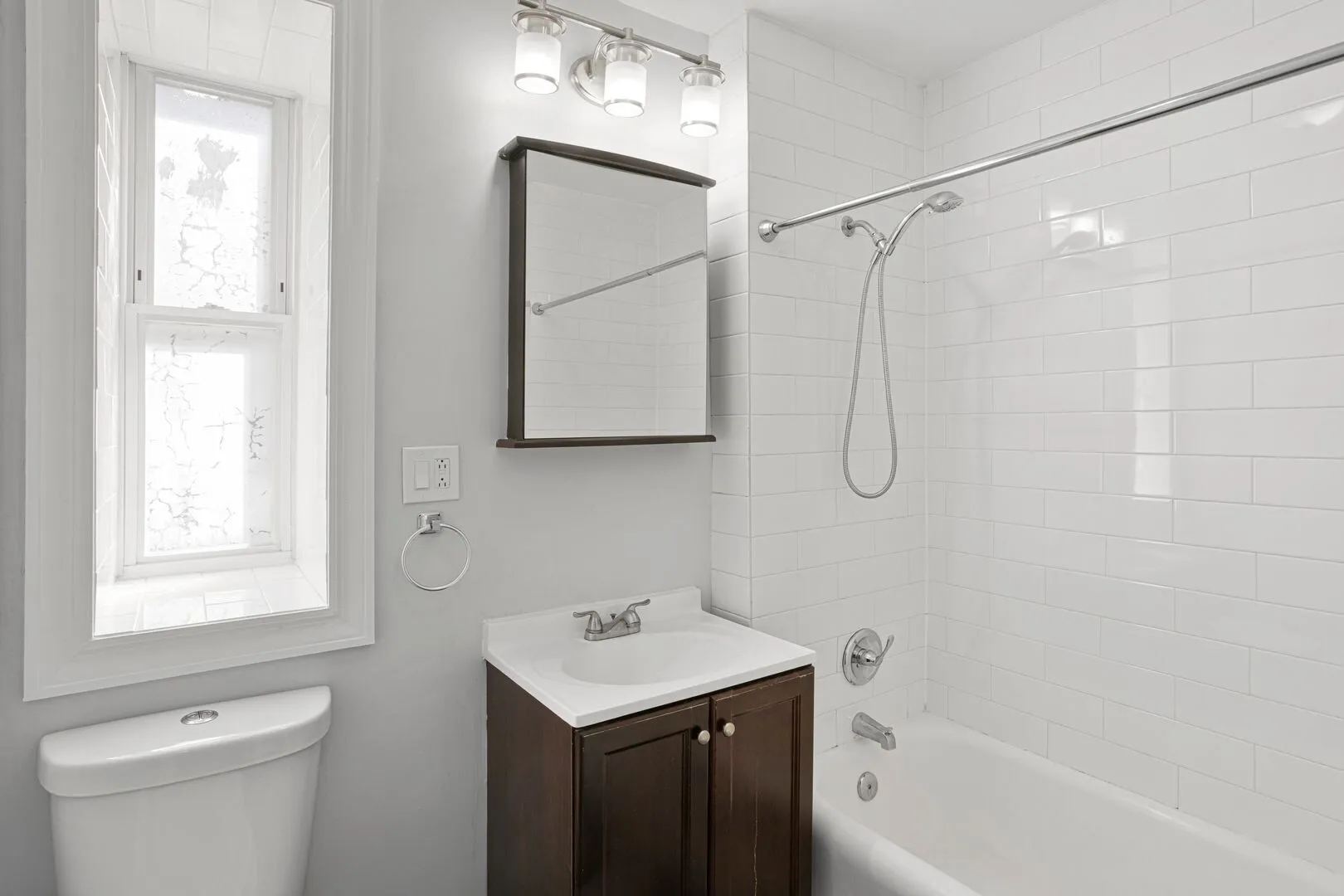5860 N Kenmore Ave, , 60660, USA 60660-unit#101-Chicago-IL
