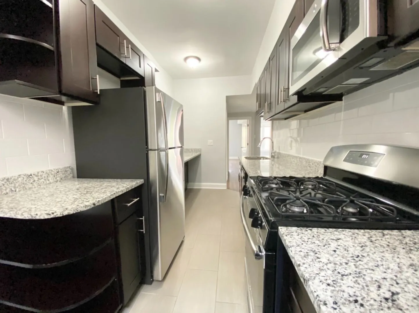 6102 N Winthrop Ave, , 60660, USA 60660-unit#2ND FLOOR-Chicago-IL