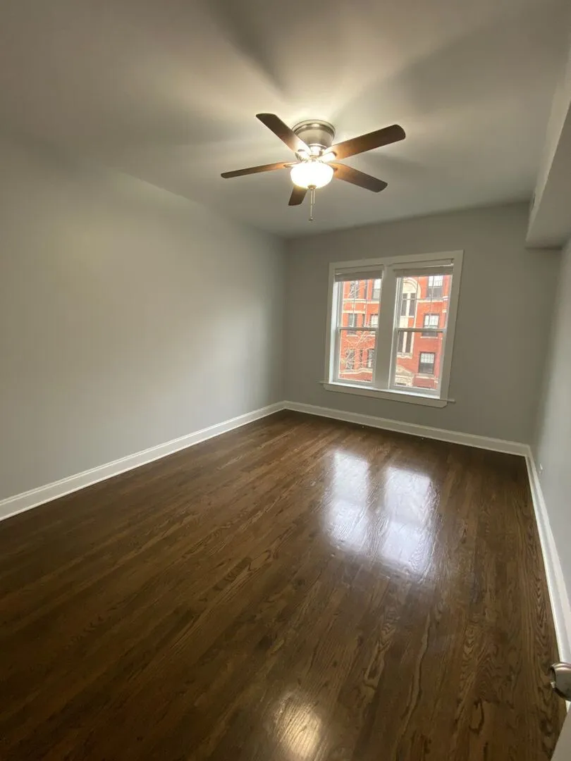6102 N Winthrop Ave, , 60660, USA 60660-unit#2ND FLOOR-Chicago-IL
