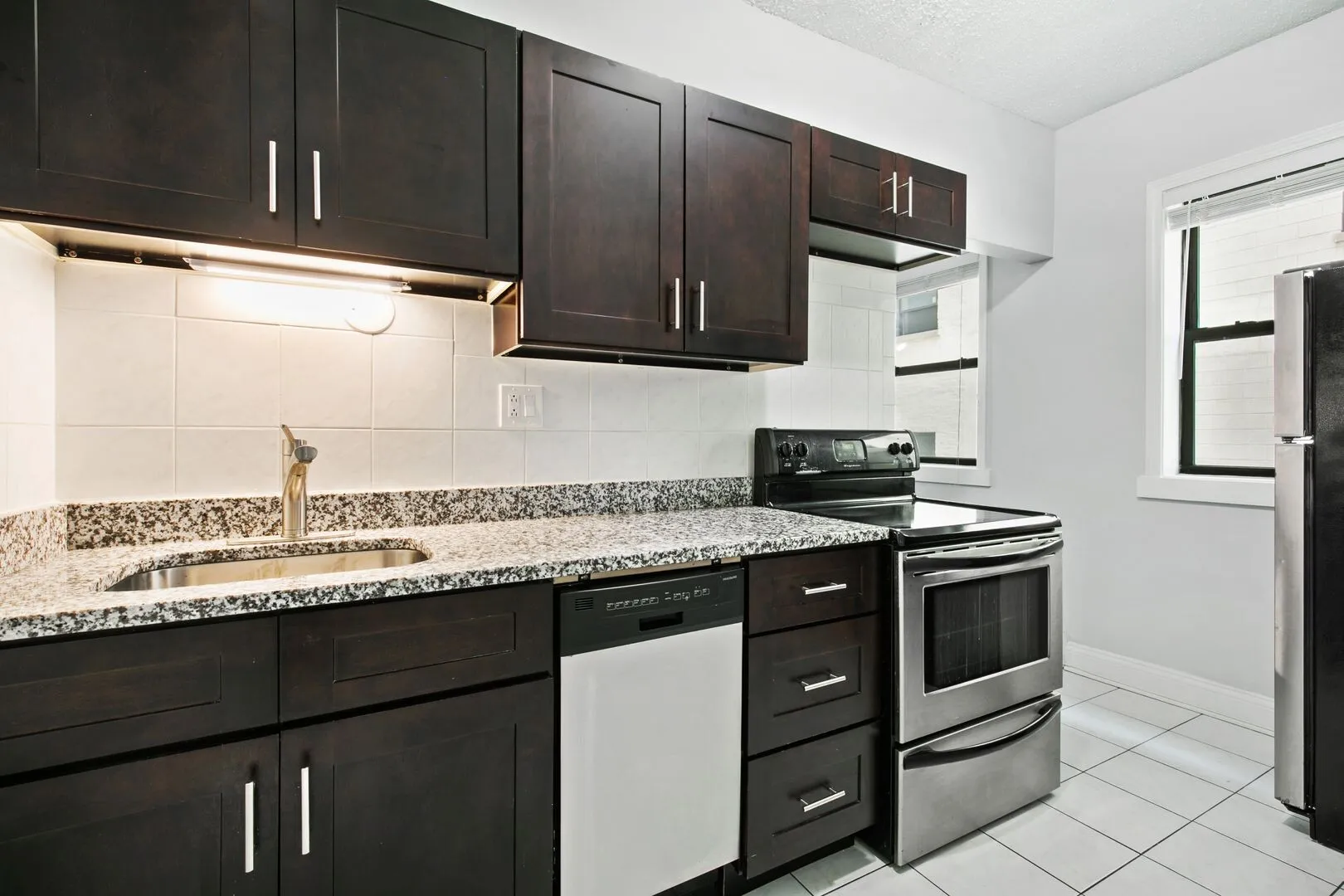 4520 N Clarendon Ave, ,  60640, USA 60640-unit#409-Chicago-IL