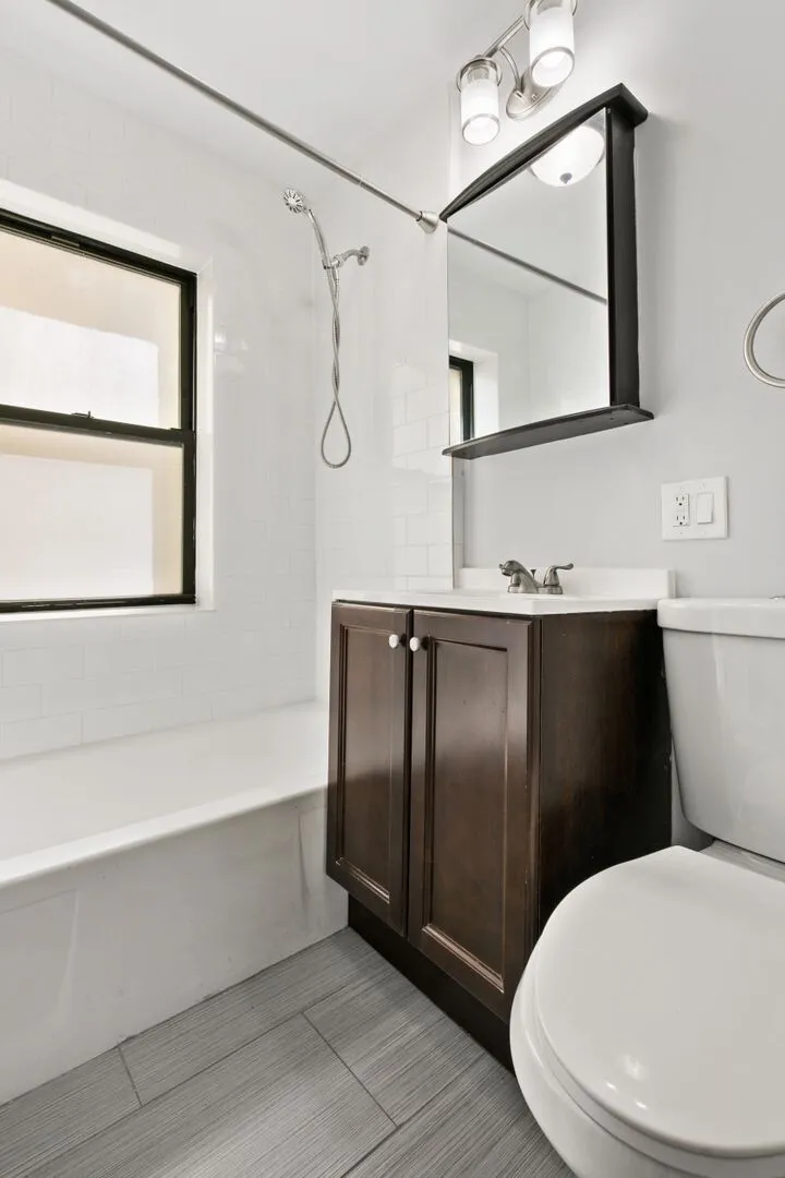4520 N Clarendon Ave, ,  60640, USA 60640-unit#409-Chicago-IL