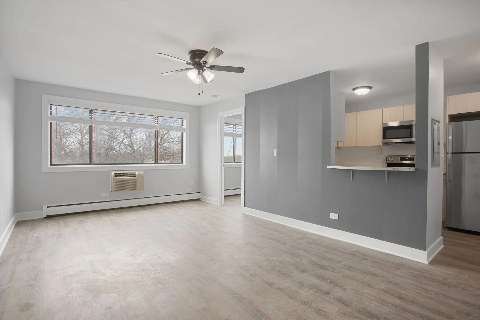 6826 N Ridge Blvd, ,  60645, USA 60645-unit#406-Chicago-IL