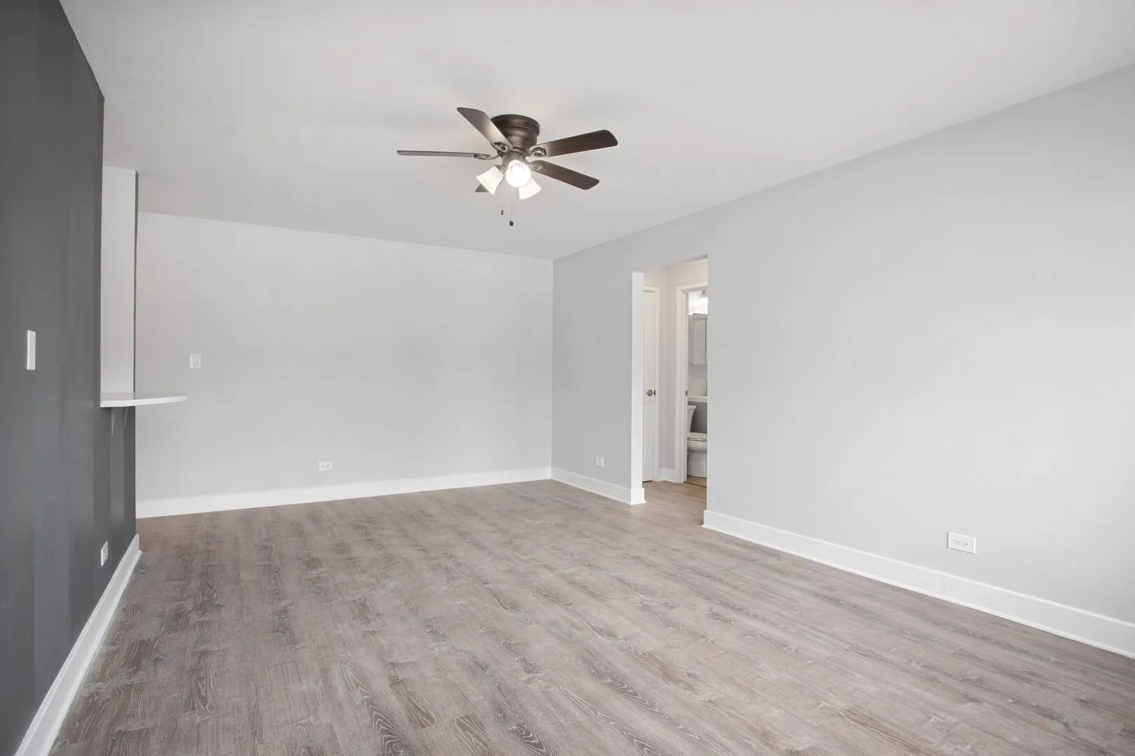 6826 N Ridge Blvd, ,  60645, USA 60645-unit#406-Chicago-IL