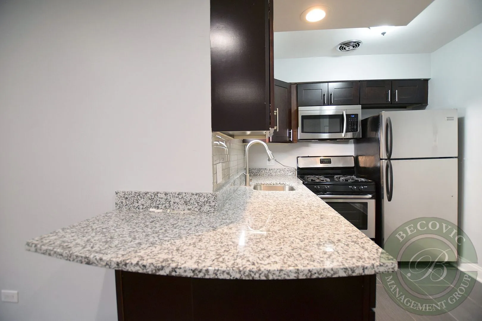 6201 N Kenmore Ave, ,  60660, USA 60660-unit#407-Chicago-IL