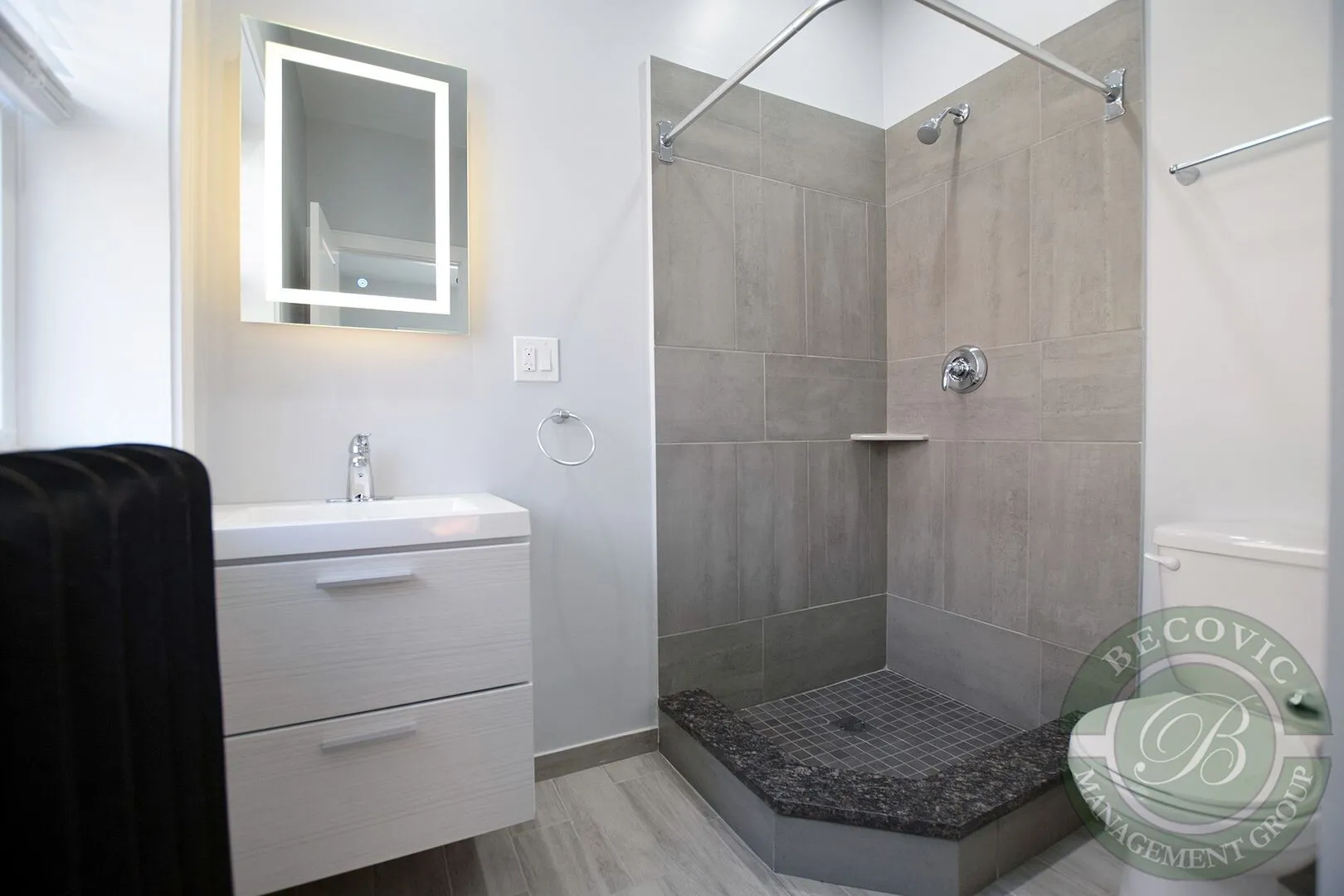 1067 W Glenlake Ave, ,  60660, USA 60660-unit#2-Chicago-IL
