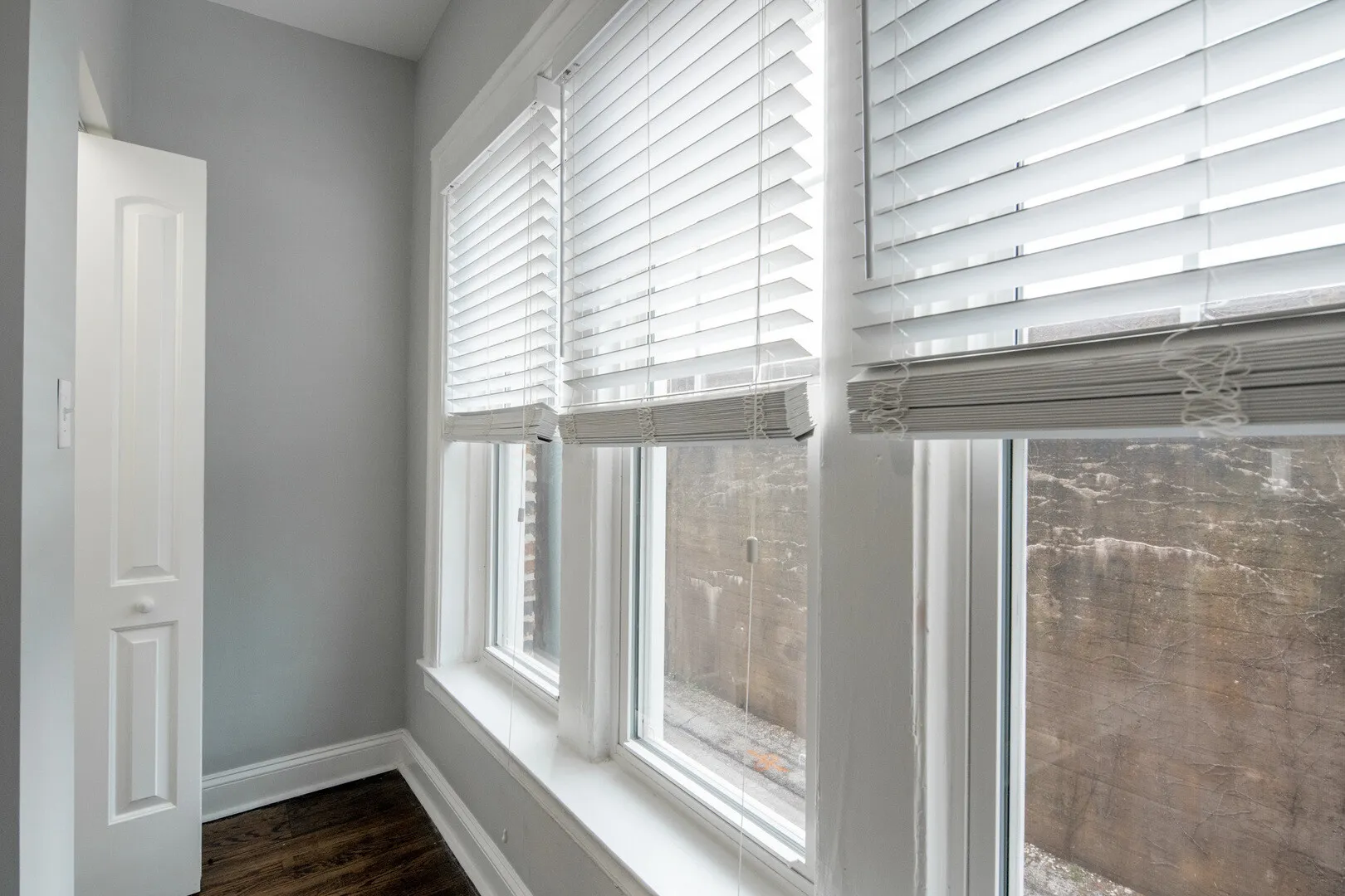 1112 W Glenlake Ave, ,  60660, USA 60660-unit#1ST FLOOR-Chicago-IL