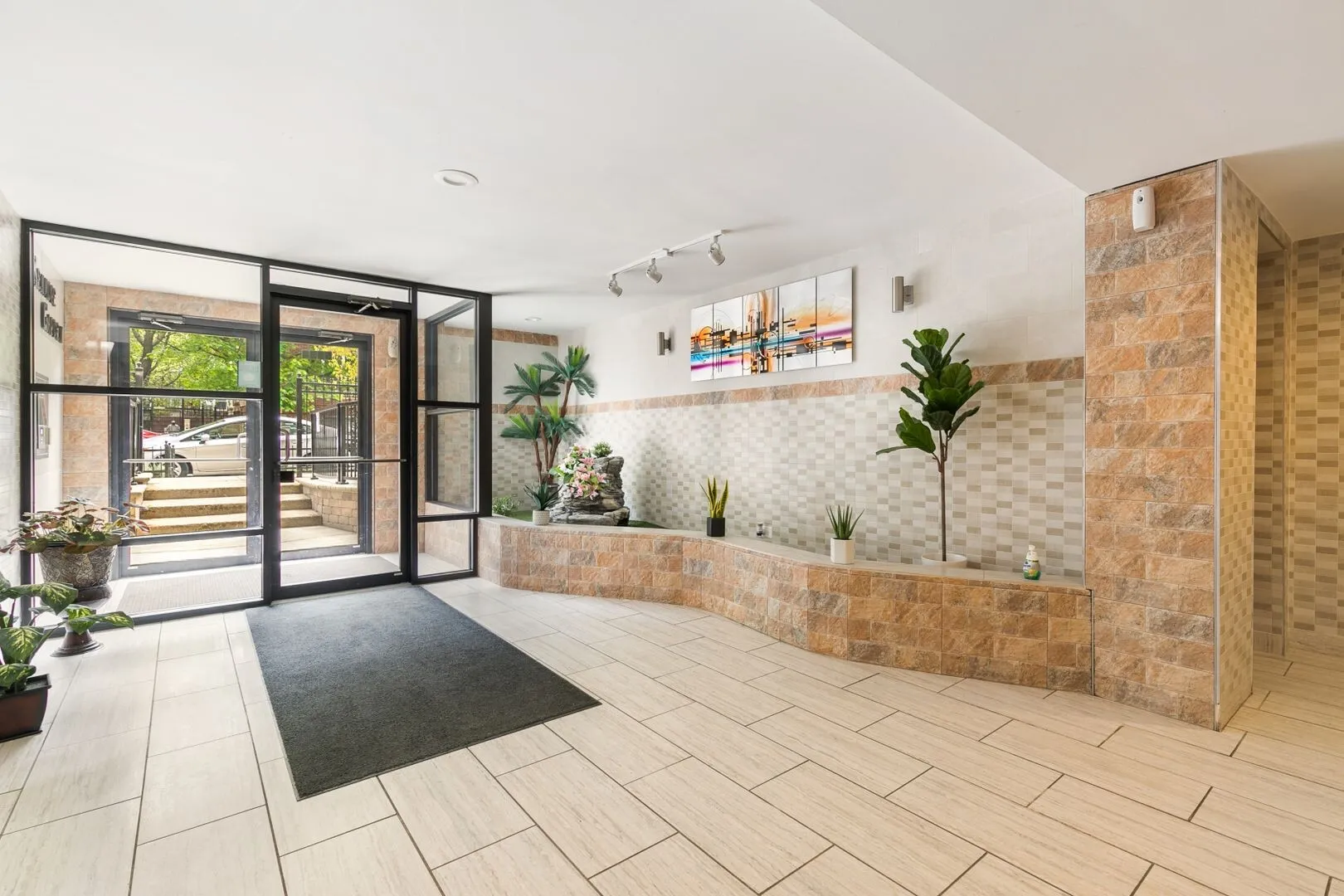5534 N Kenmore Ave, ,  60640, USA 60640-unit#504-Chicago-IL