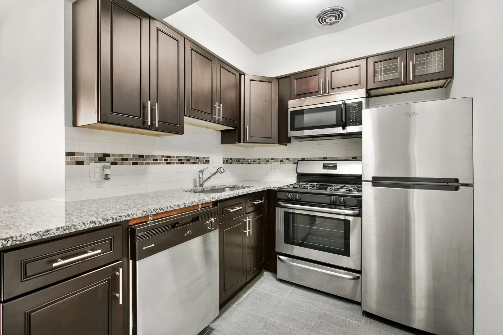 6201 N Kenmore Ave, , 60660, USA 60660-unit#307-Chicago-IL