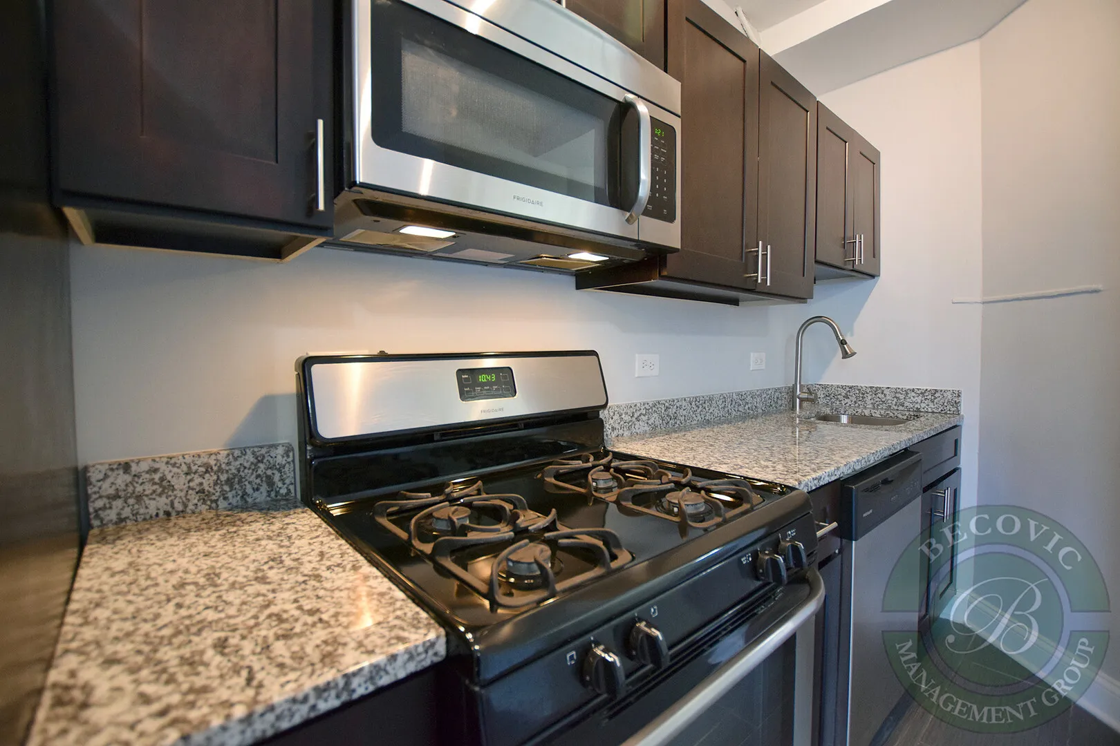 5860 N Kenmore Ave, ,  60660, USA 60660-unit#303-Chicago-IL