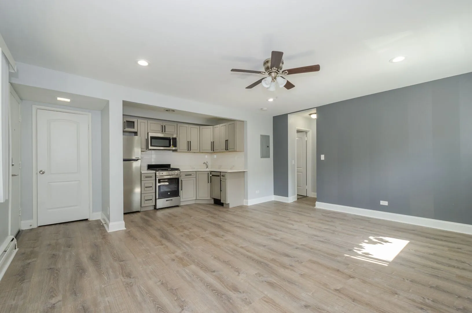 7606 N Eastlake Terrace, , 60626, USA 60626-unit#2D-Chicago-IL