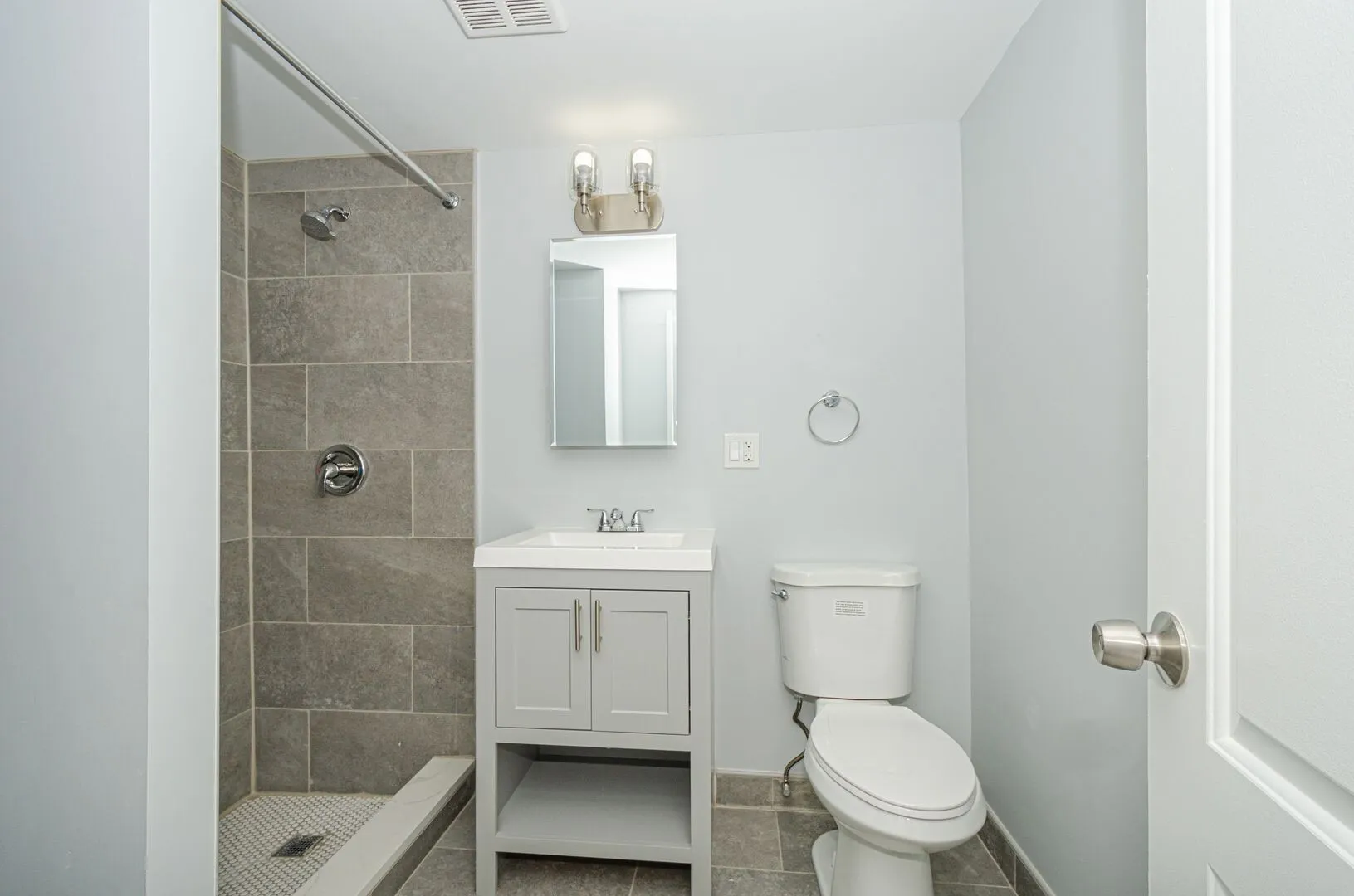 7606 N Eastlake Terrace, , 60626, USA 60626-unit#2D-Chicago-IL