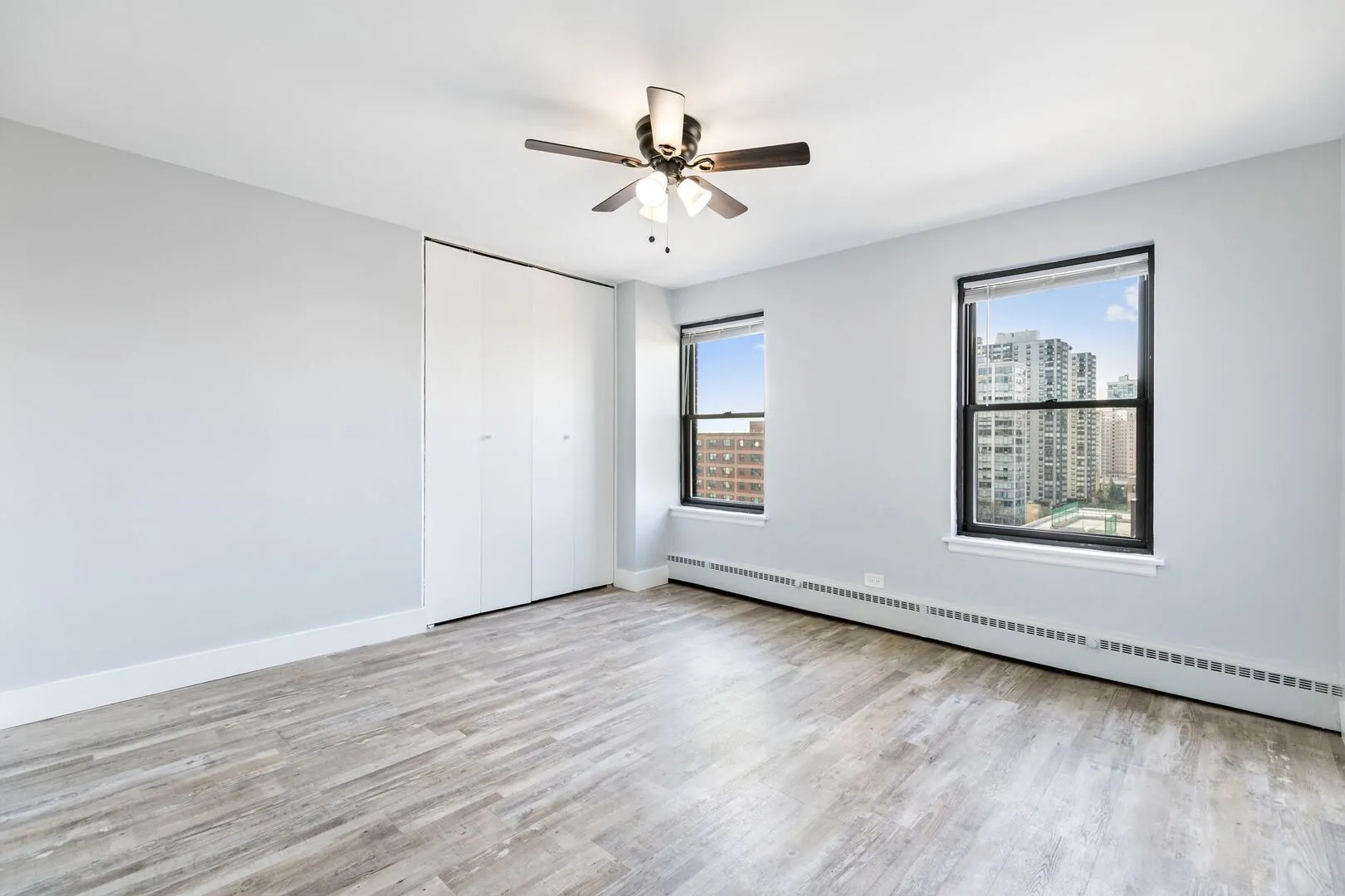 5858 N Sheridan Rd, ,  60660, USA 60660-unit#1204-Chicago-IL