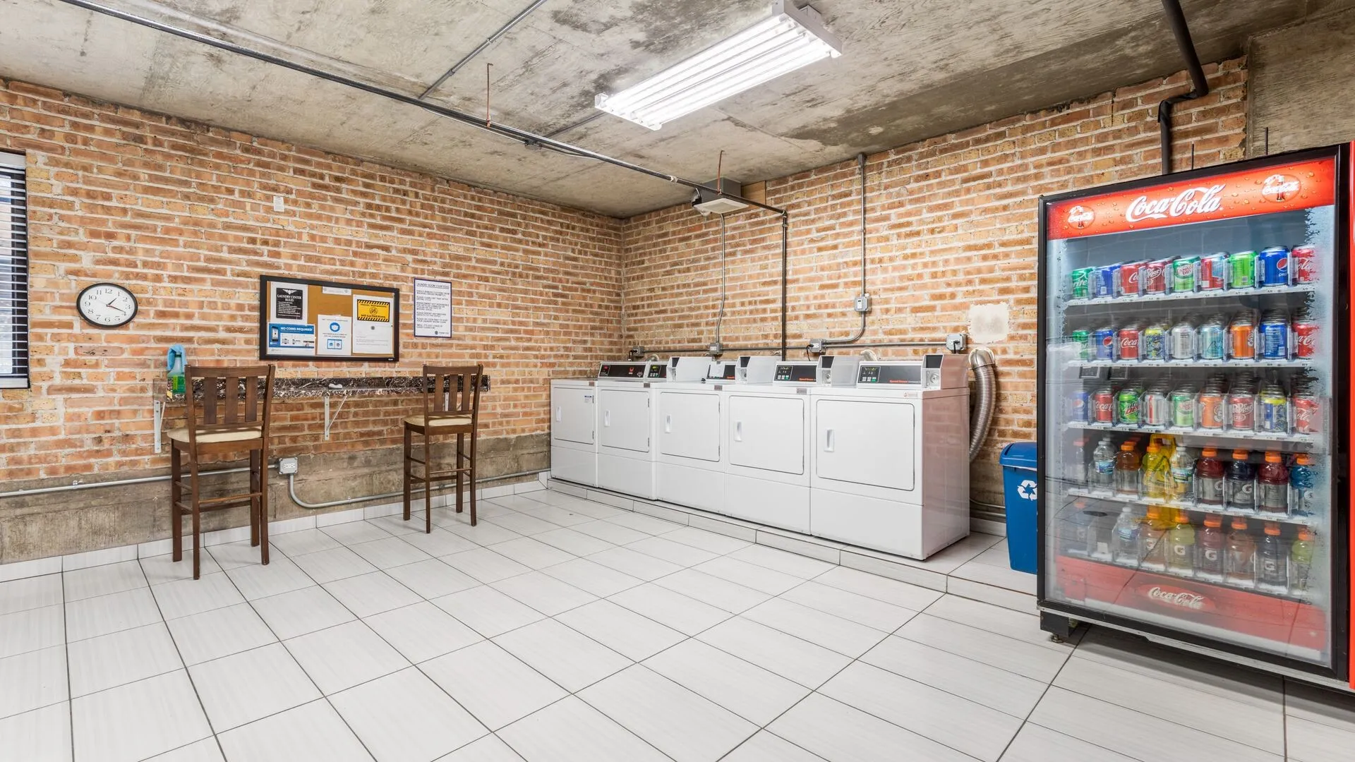 6029 N Winthrop Ave, , 60660, USA 60660-unit#303-Chicago-IL