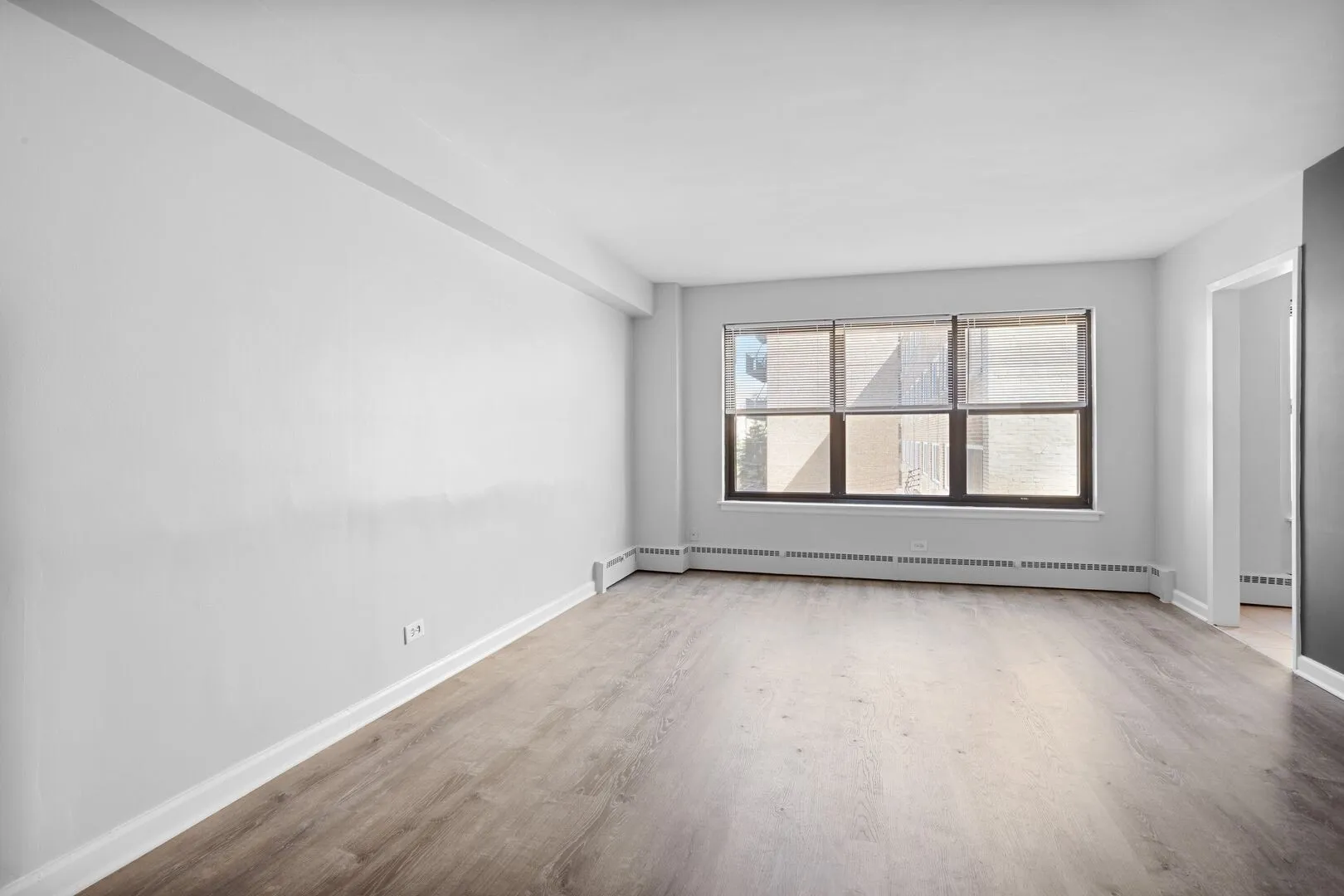 5858 N Sheridan Rd, , 60660, USA 60660-unit#305-Chicago-IL