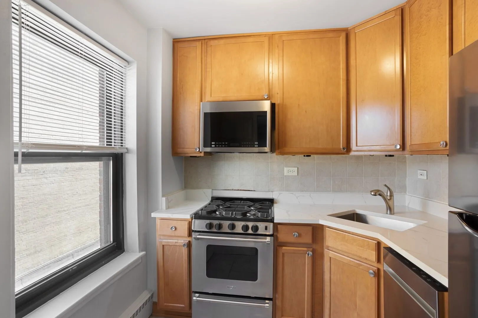 5858 N Sheridan Rd, , 60660, USA 60660-unit#305-Chicago-IL