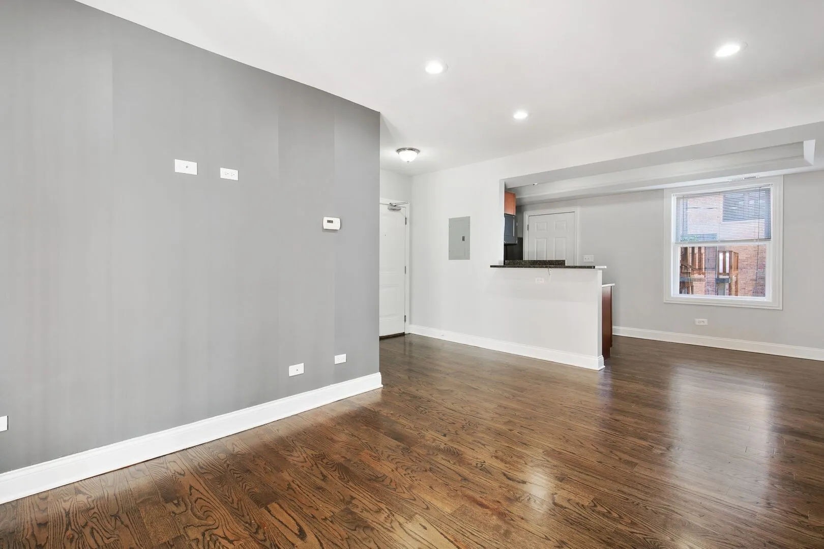 7724 N Ashland Ave, ,  60626, USA 60626-unit#F2-Chicago-IL