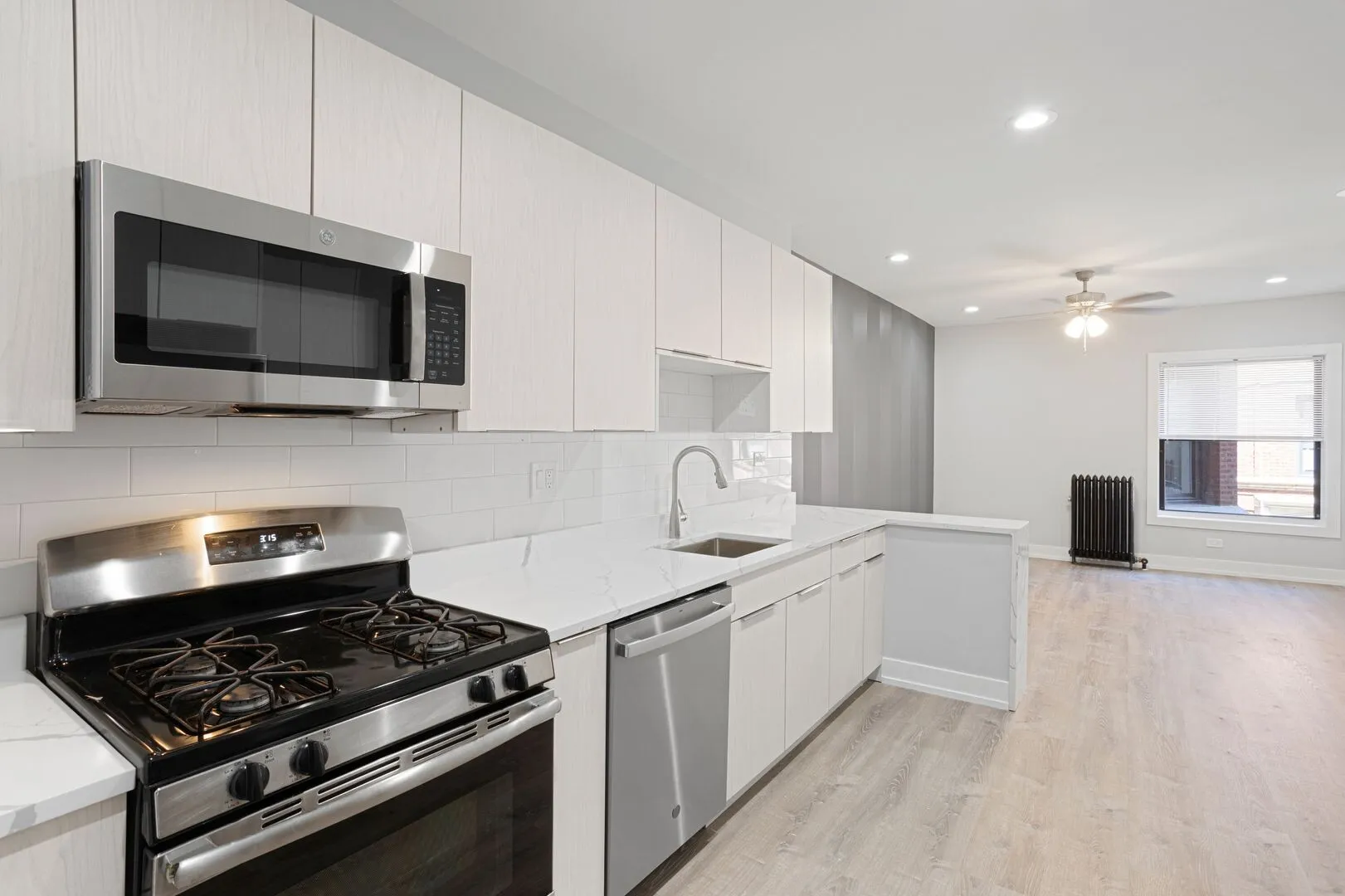 W Juneway Terrace, ,  60626, USA 60626-unit#1G-Chicago-IL