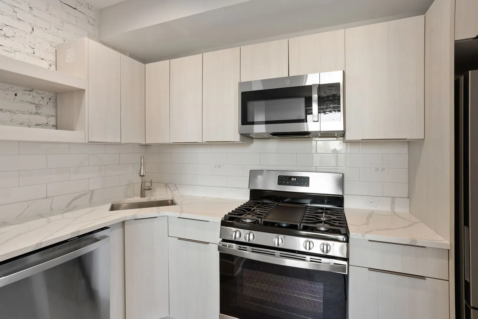 1704 W Juneway Terrace, , 60626, USA 60626-unit#1F-Chicago-IL