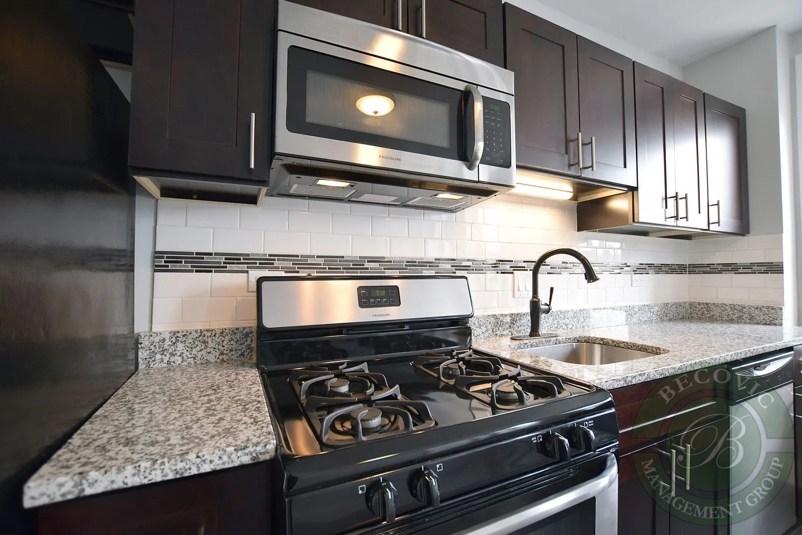 5860 N Kenmore Ave, ,  60660, USA 60660-unit#801-Chicago-IL