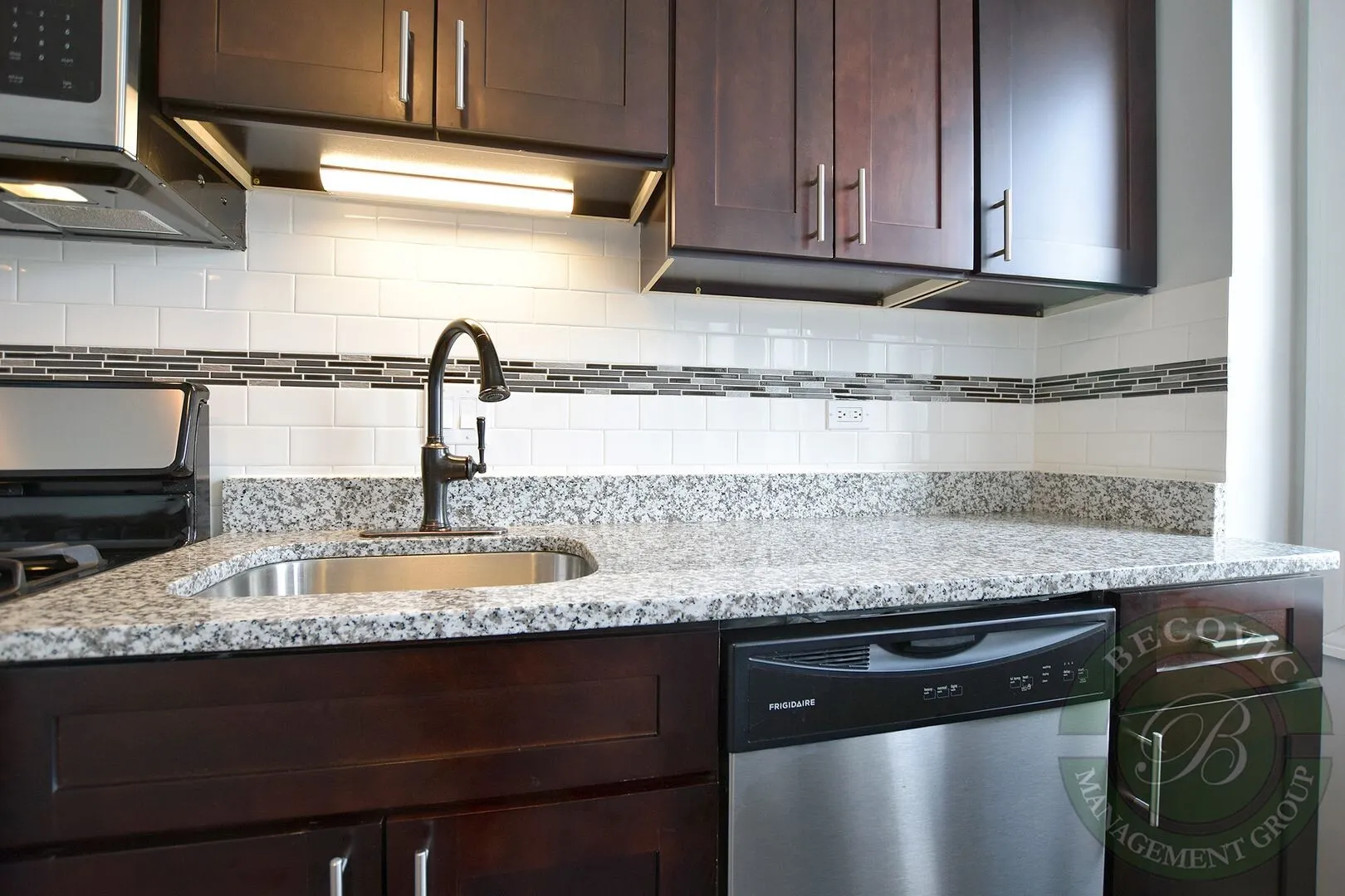 5860 N Kenmore Ave, ,  60660, USA 60660-unit#801-Chicago-IL