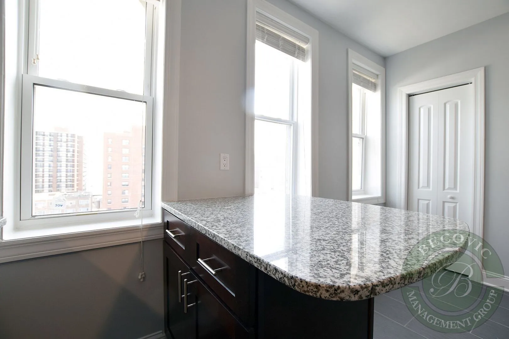 5860 N Kenmore Ave, ,  60660, USA 60660-unit#801-Chicago-IL