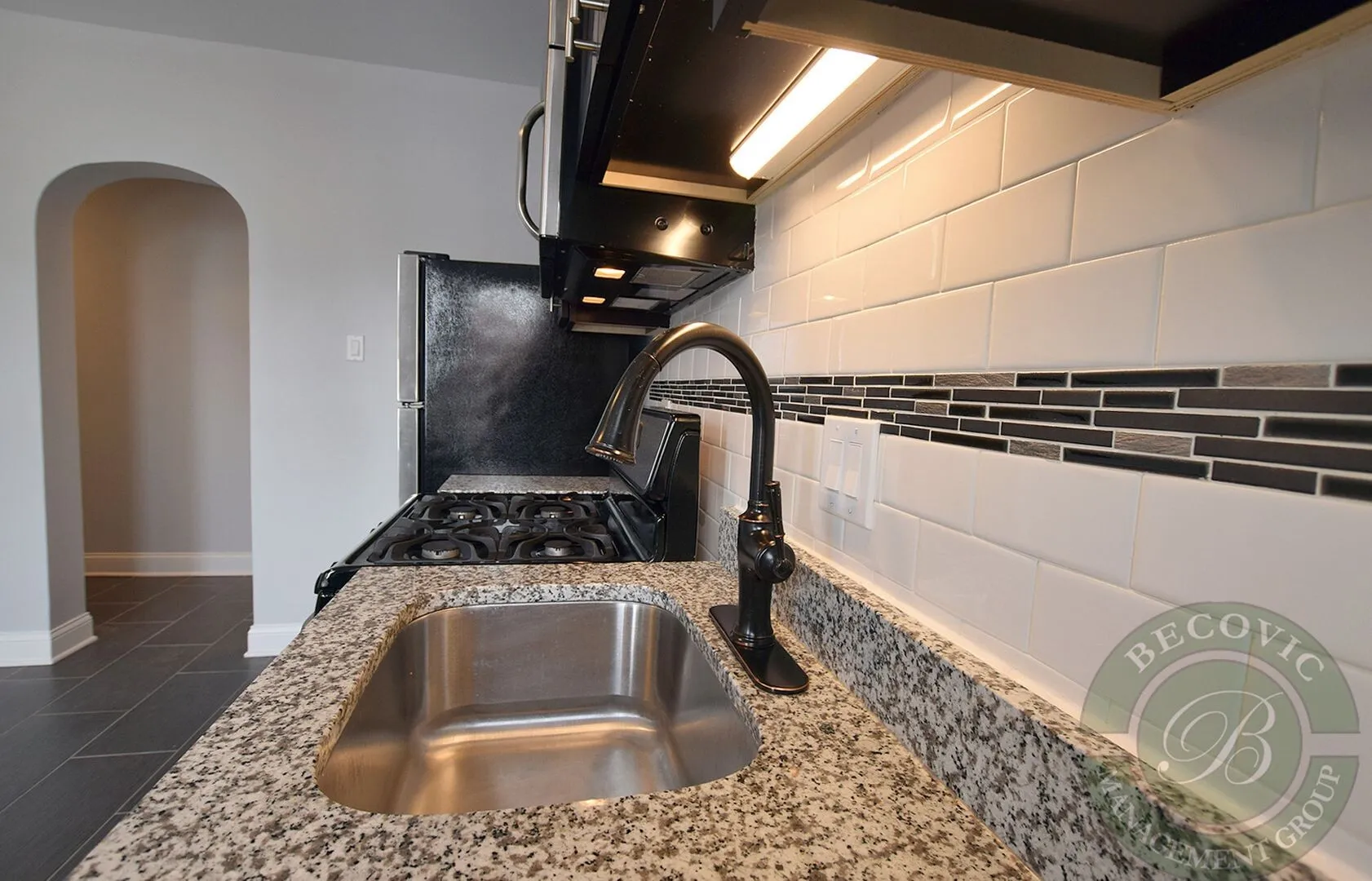 5860 N Kenmore Ave, ,  60660, USA 60660-unit#801-Chicago-IL