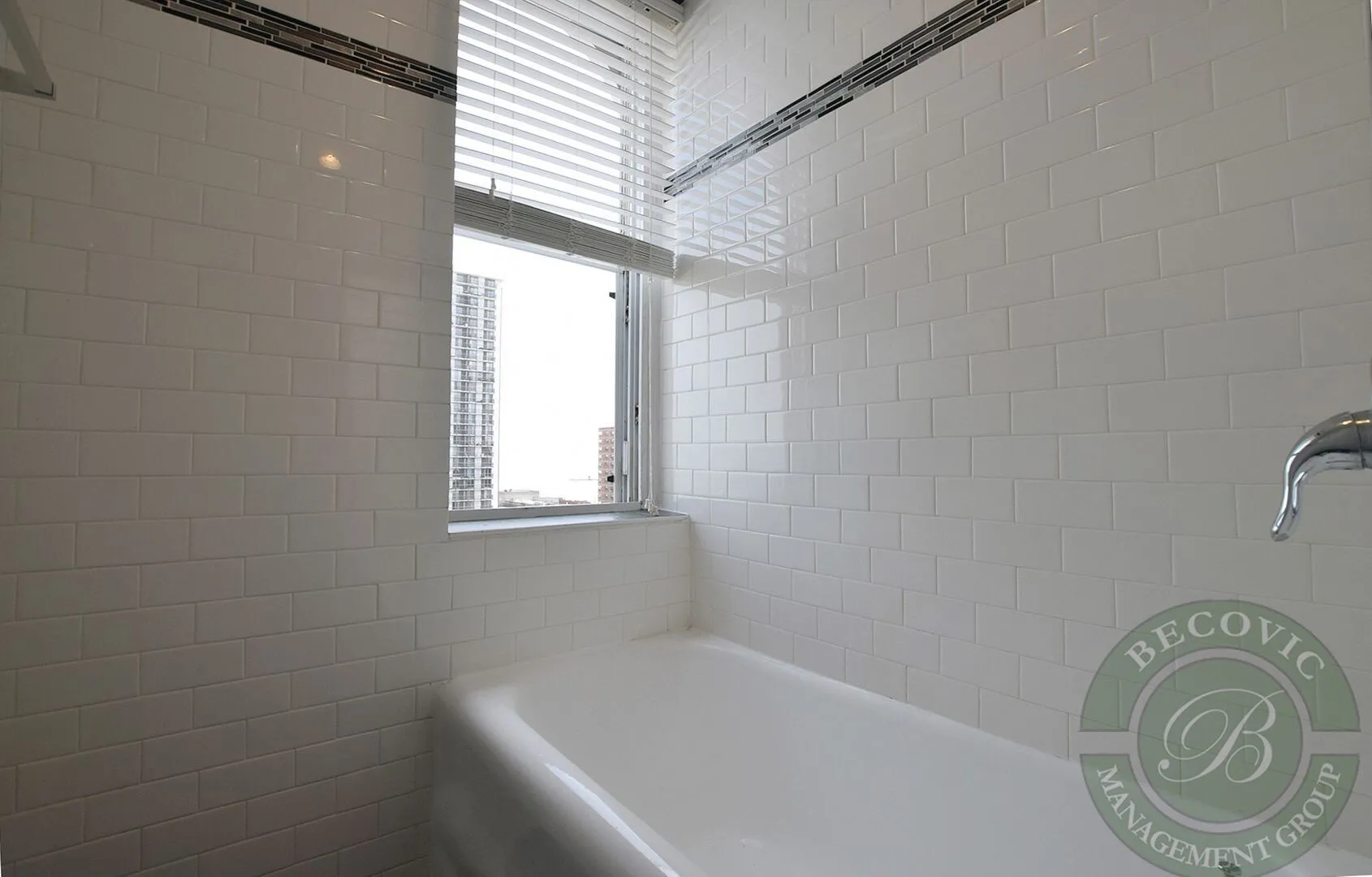 5860 N Kenmore Ave, ,  60660, USA 60660-unit#801-Chicago-IL