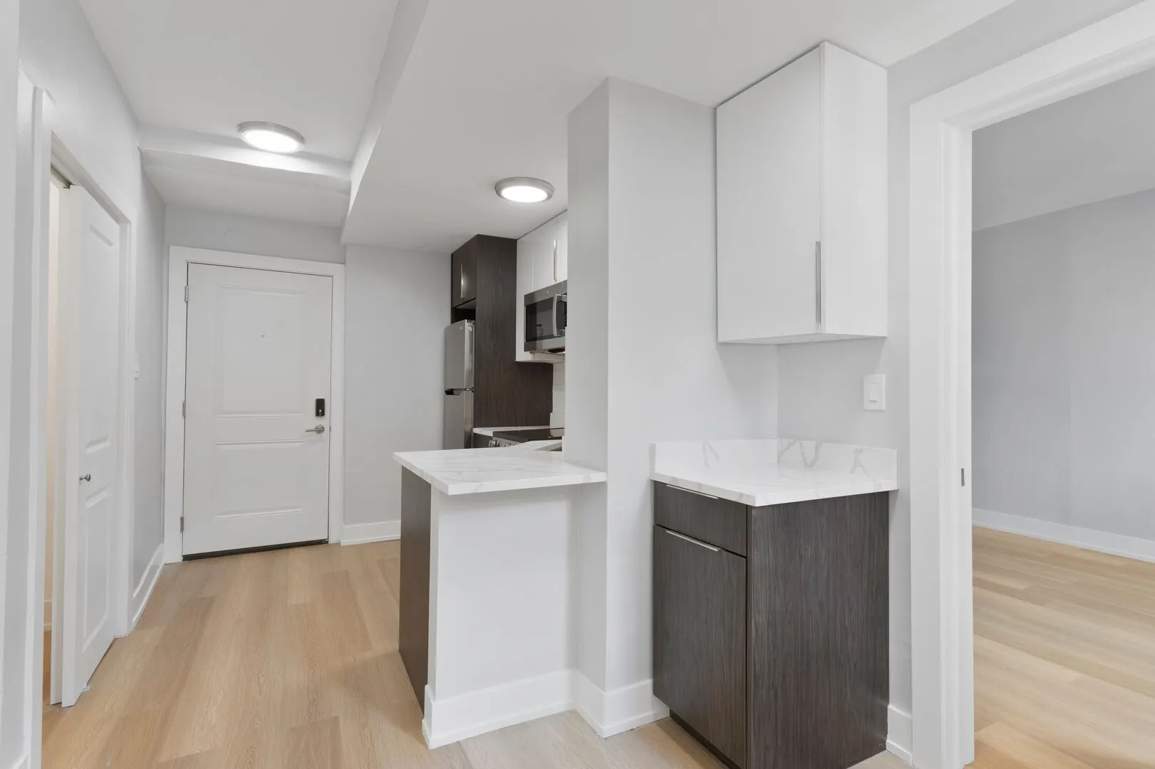 6026 N Winthrop Ave, ,  60660, USA 60660-unit#2J-Chicago-IL