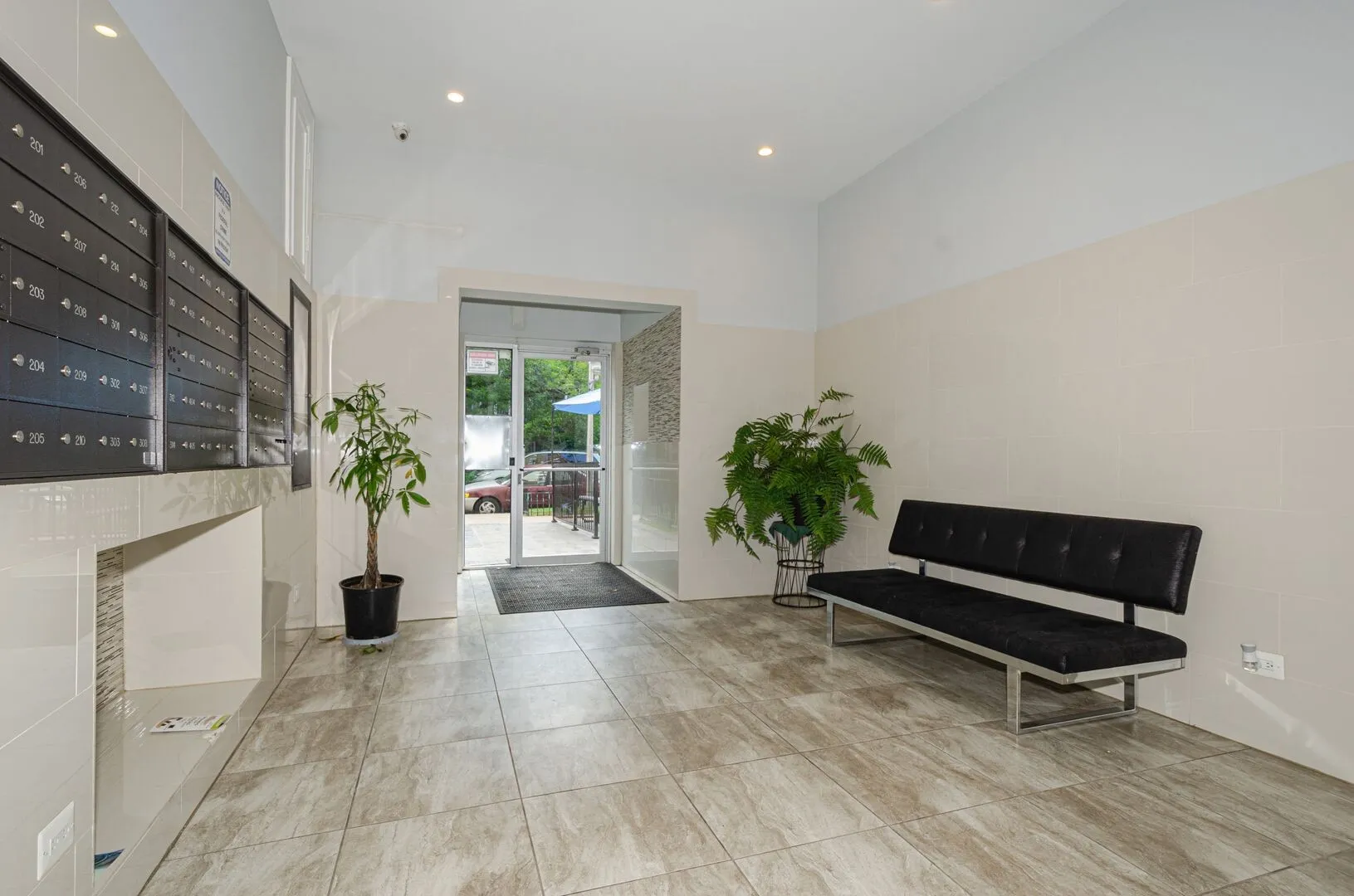 5860 N Kenmore Ave, , 60660, USA 60660-unit#212-Chicago-IL