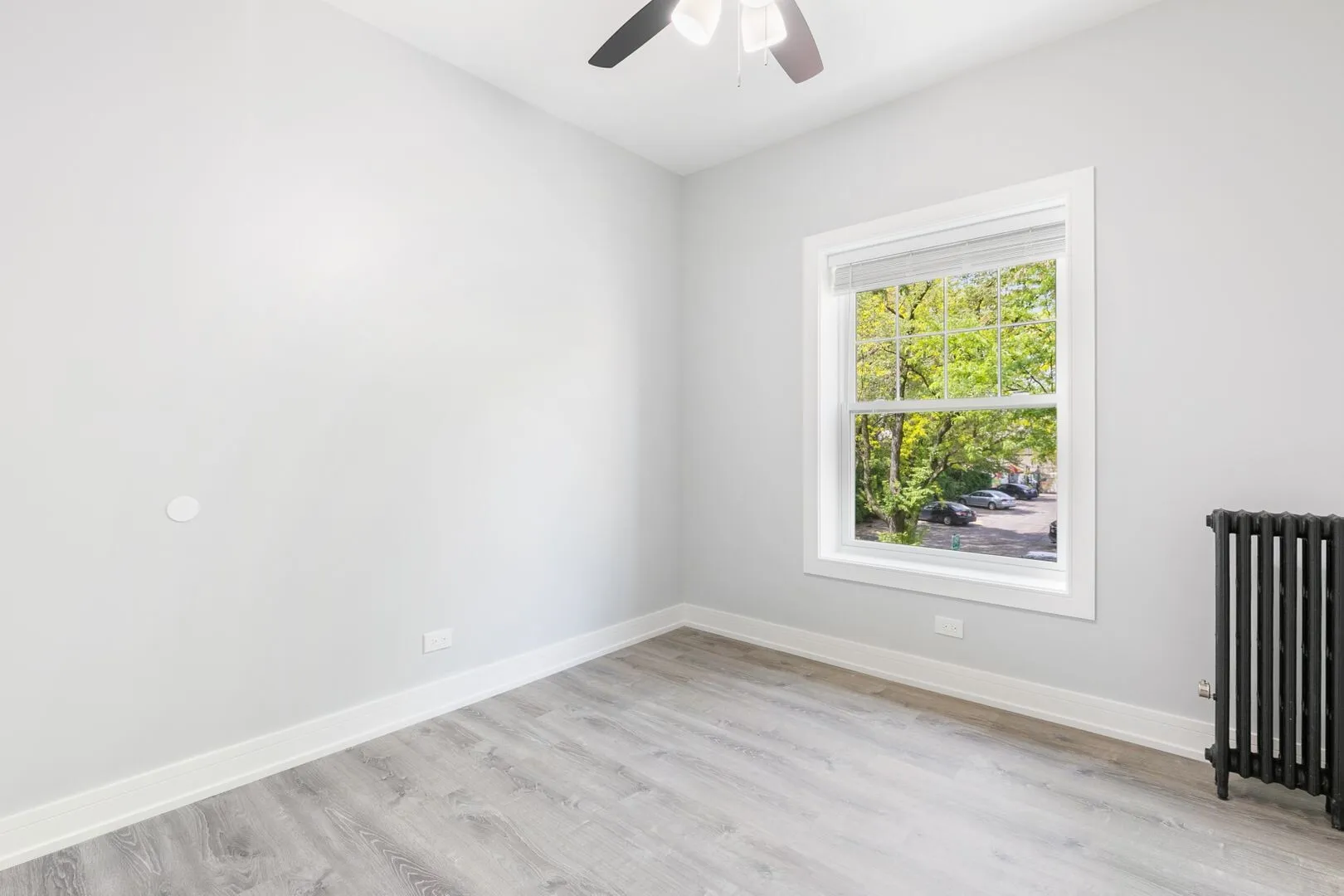 6043 N Winthrop Ave, ,  60660, USA 60660-unit#2-Chicago-IL