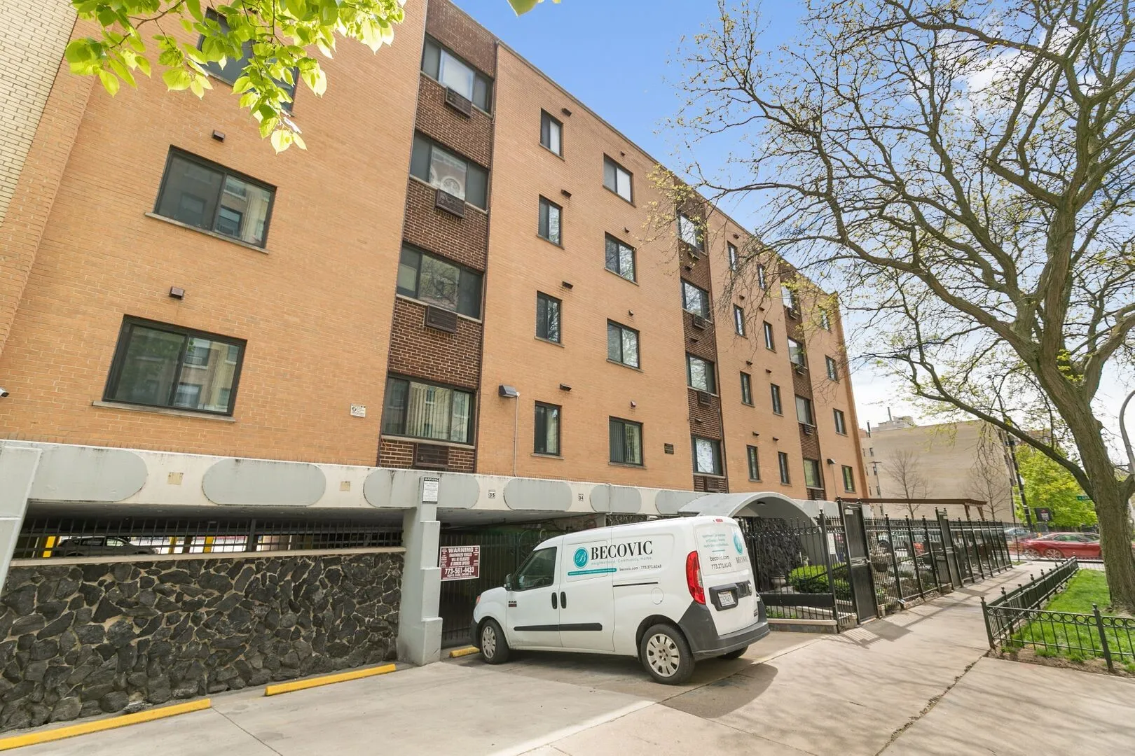 6201 N Kenmore Ave, ,  60660, USA 60660-unit#203-Chicago-IL