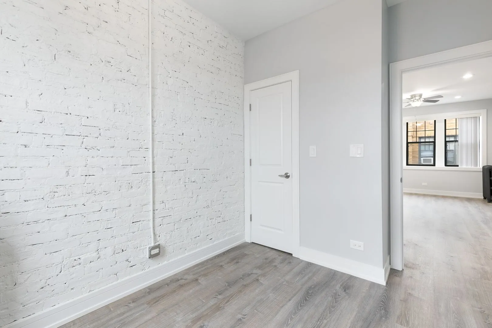 7624 N Eastlake Terrace, ,  60626, USA 60626-unit#1W-Chicago-IL