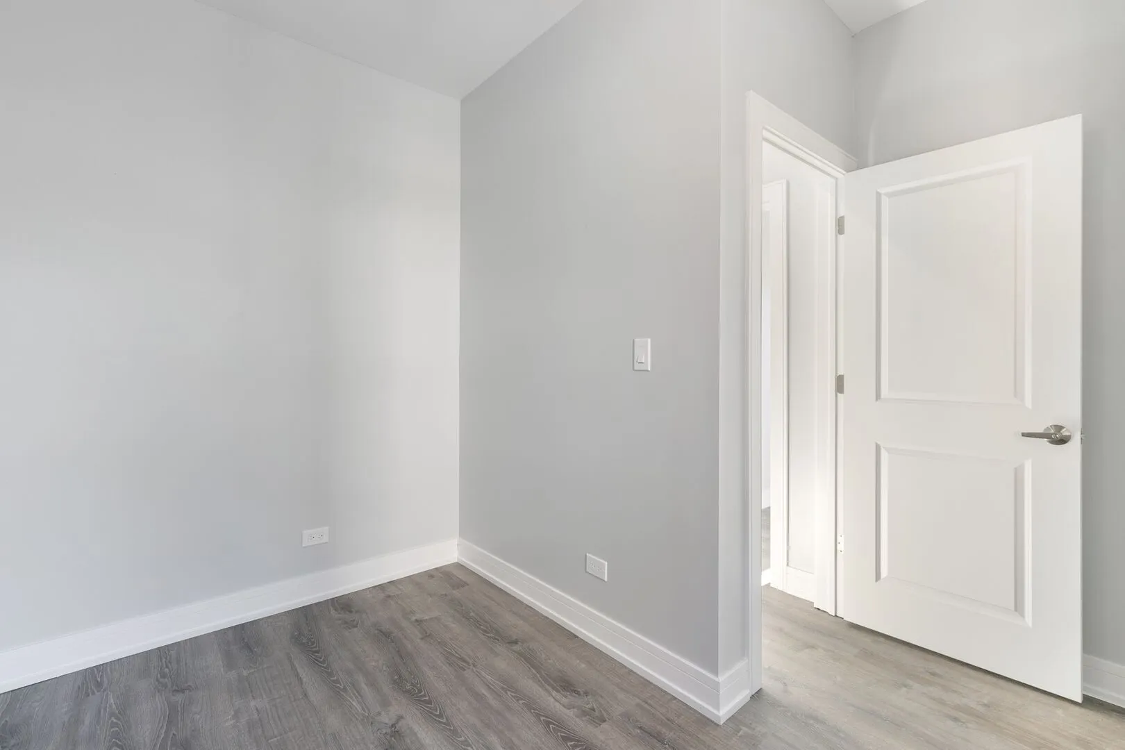 7622 N Eastlake Terrace, ,  60626, USA 60626-unit#2D-Chicago-IL