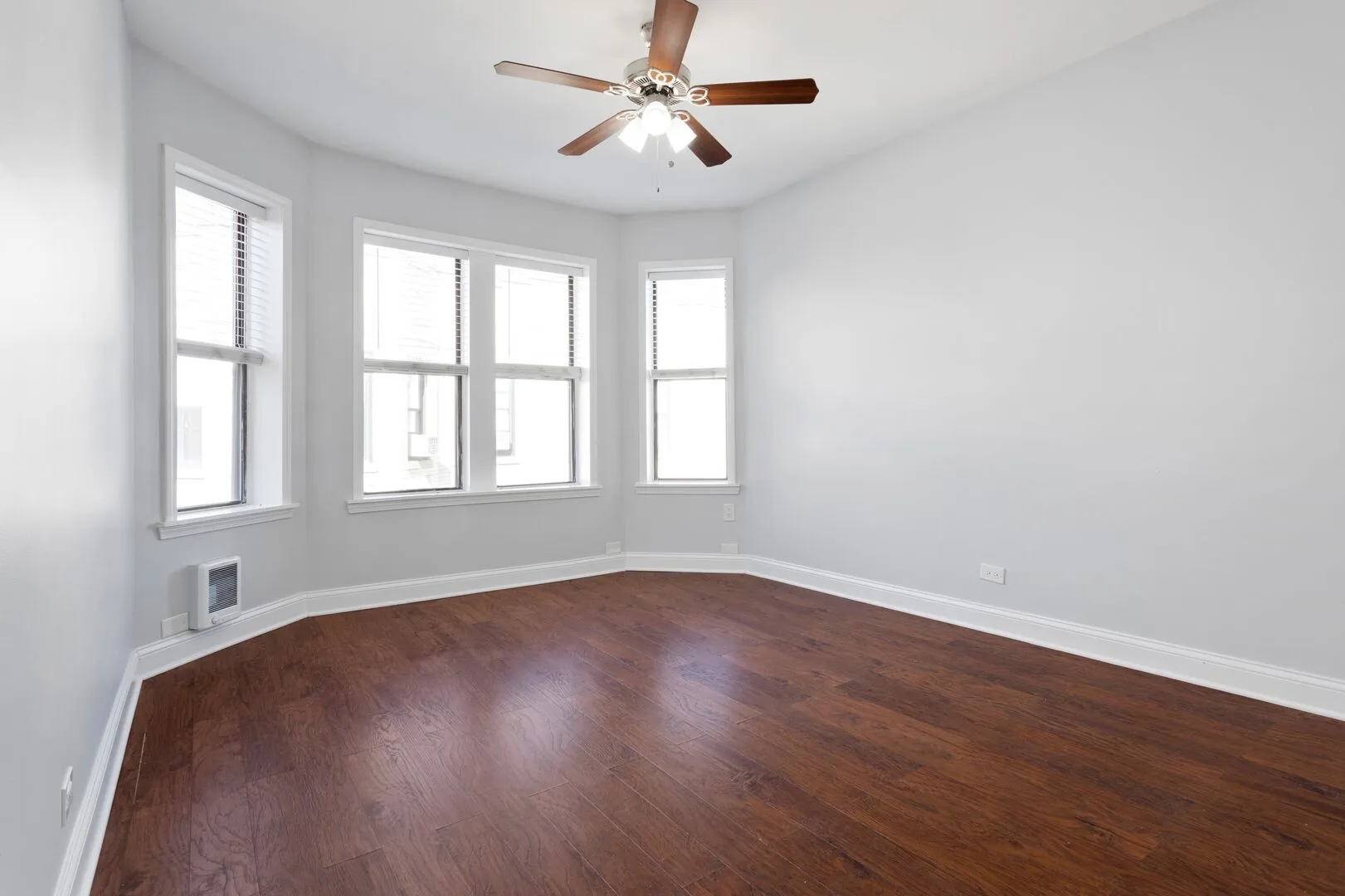 3633 W Dickens Ave, ,  60647, USA 60647-unit#3A-Chicago-IL