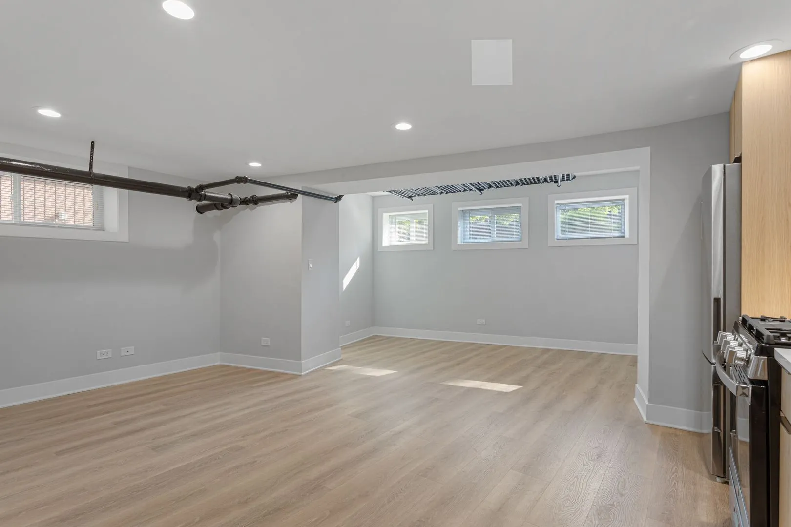 7600 N Sheridan Rd, ,  60626, USA 60626-unit#B1N-Chicago-IL