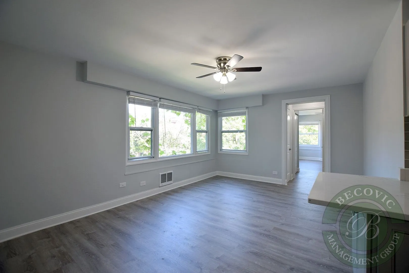 7710 N Sheridan Rd, , 60626, USA 60626-unit#502-Chicago-IL