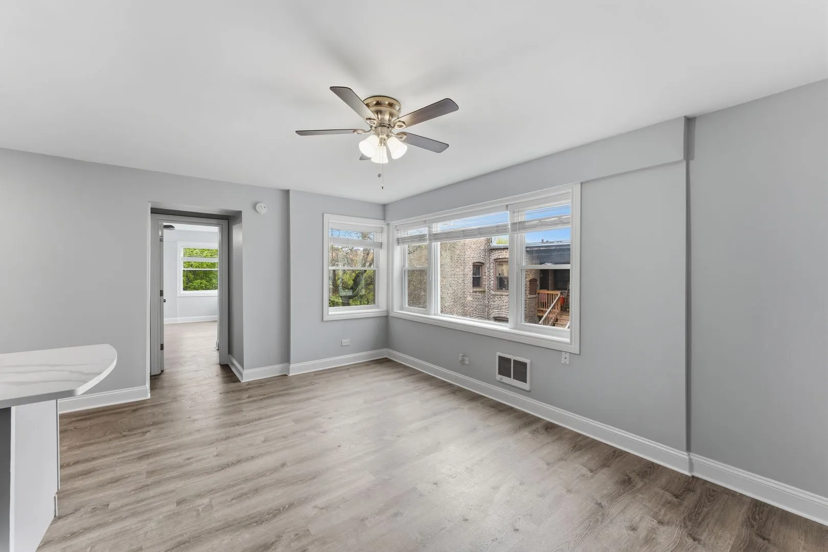 7710 N Sheridan Rd, ,  60626, USA 60626-unit#401-Chicago-IL