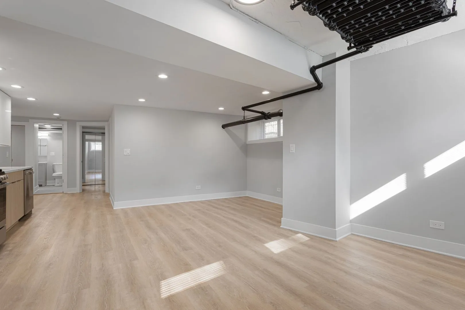 7600 N Sheridan Rd, ,  60626, USA 60626-unit#B1N-Chicago-IL