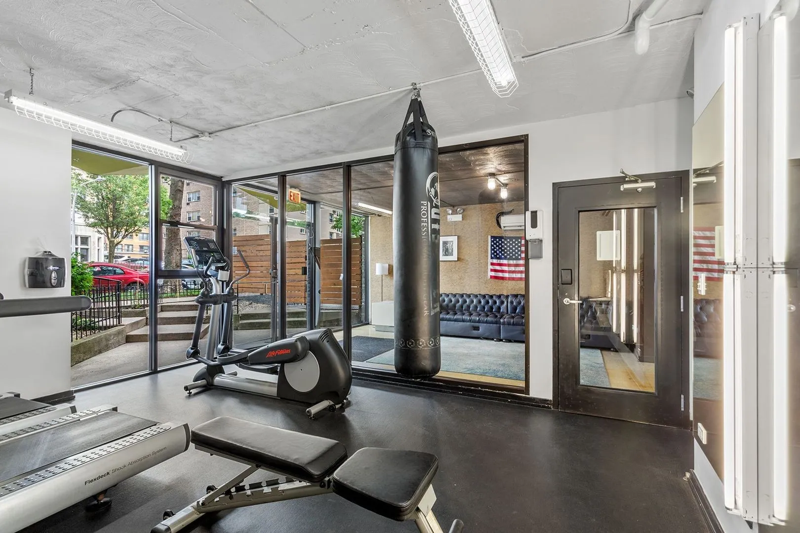 6134 N Kenmore Ave, ,  60660, USA 60660-unit#409-Chicago-IL