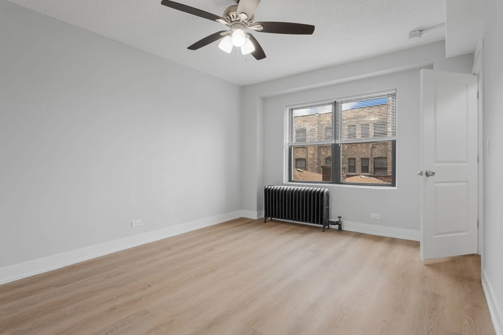 6026 N Winthrop Ave, , 60660, USA 60660-unit#3J-Chicago-IL