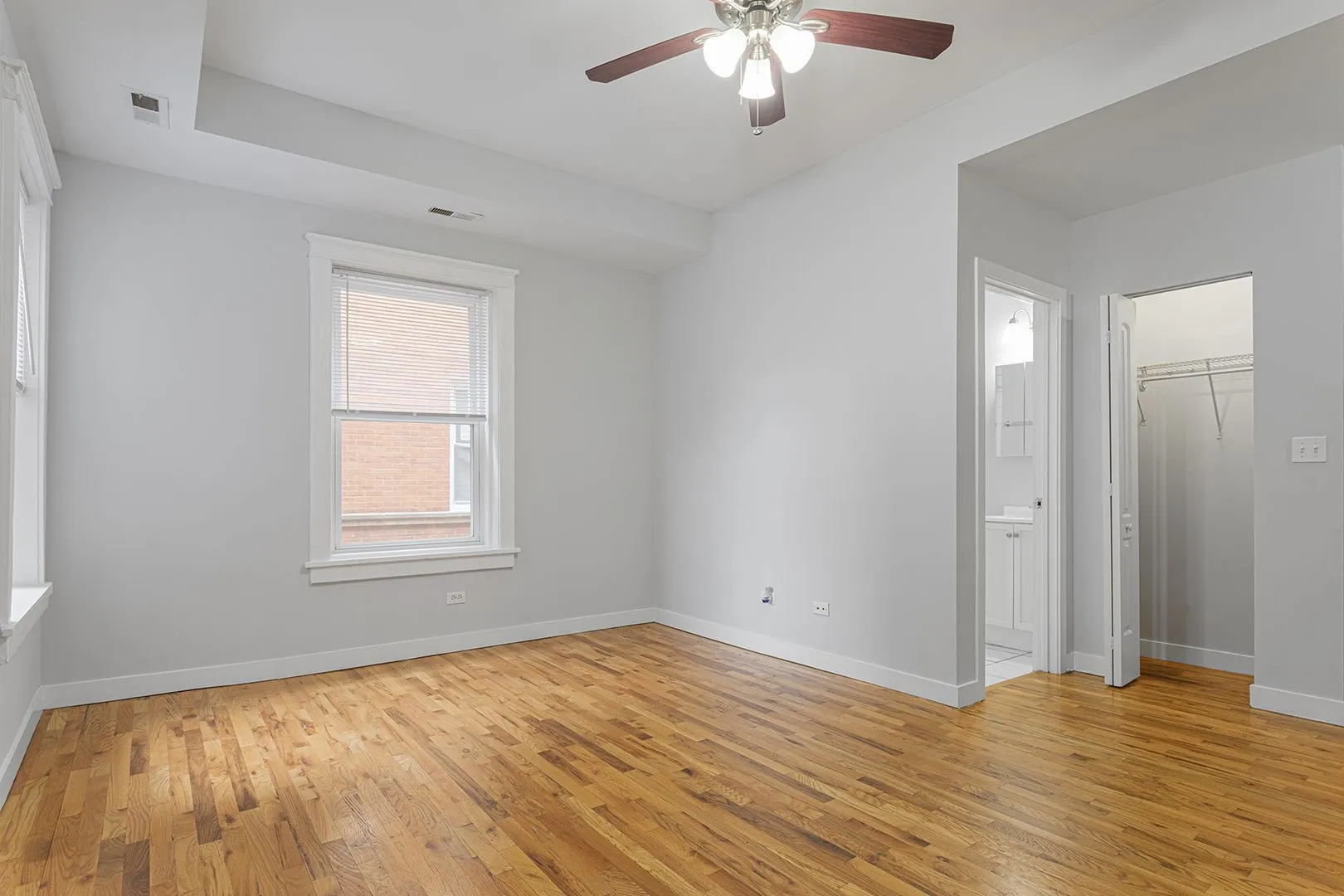 7456 N Greenview Ave, , 60626, USA 60626-unit#2E-Chicago-IL