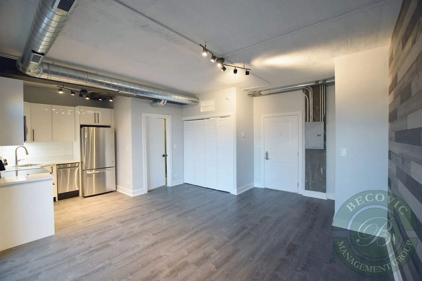 7645 N Sheridan Rd, ,  60626, USA 60626-unit#311-Chicago-IL