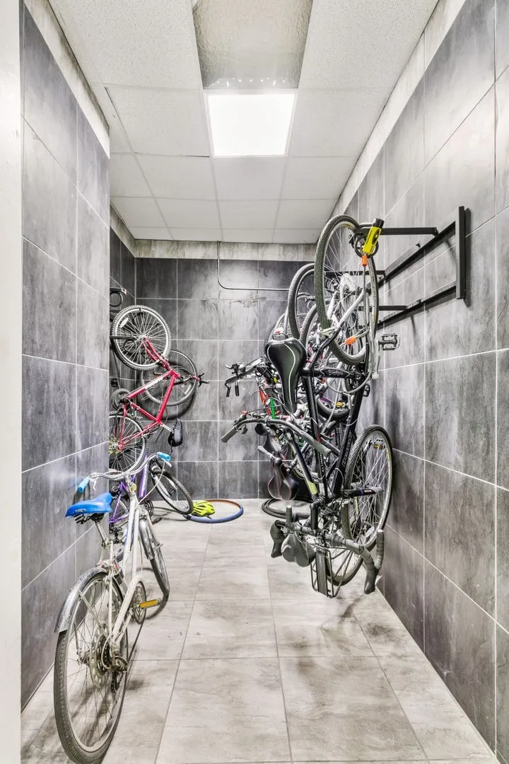 5860 N Kenmore Ave, , 60660, USA 60660-unit#104-Chicago-IL
