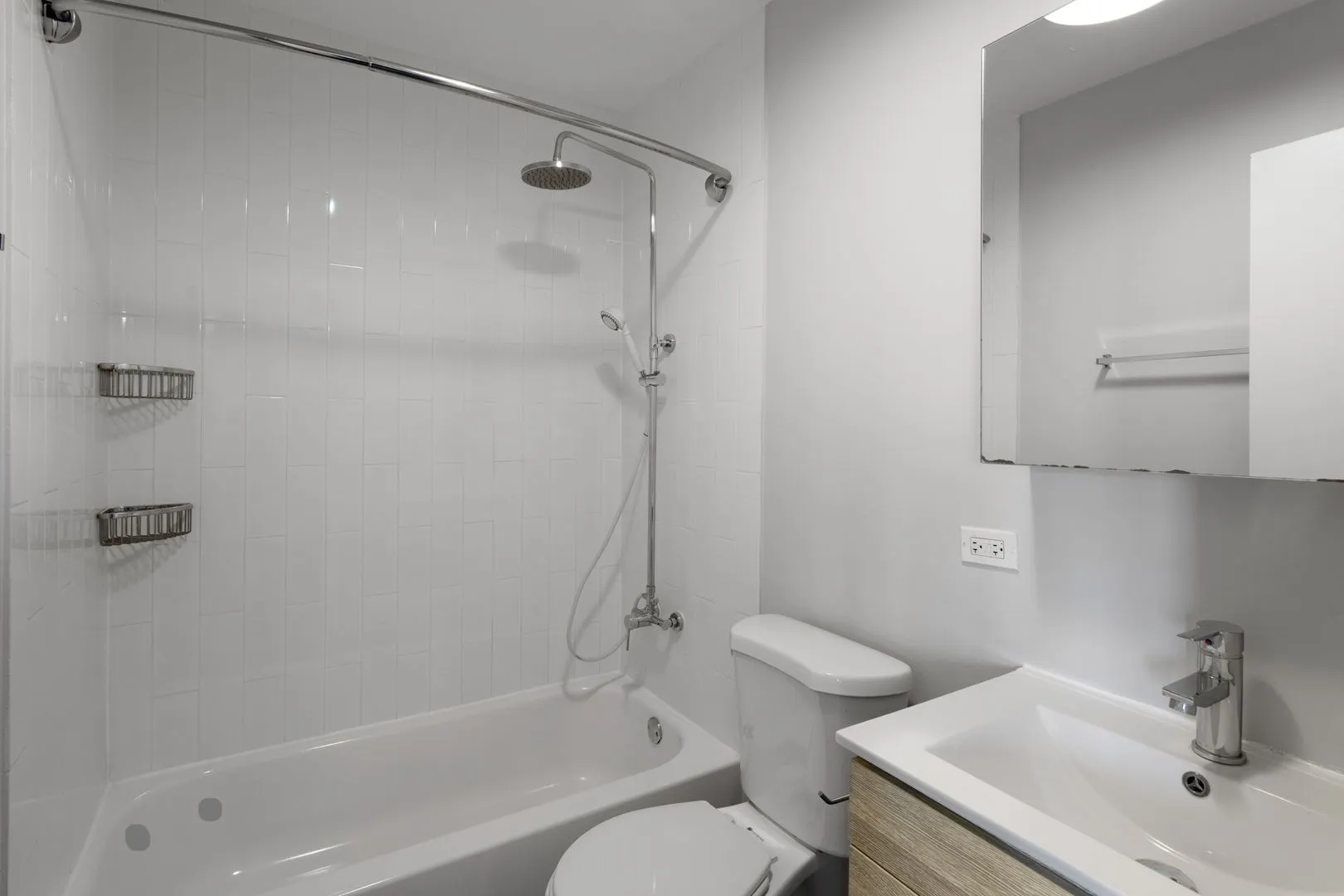 5411 N Winthrop Ave, , 60640, USA 60640-unit#419-Chicago-IL
