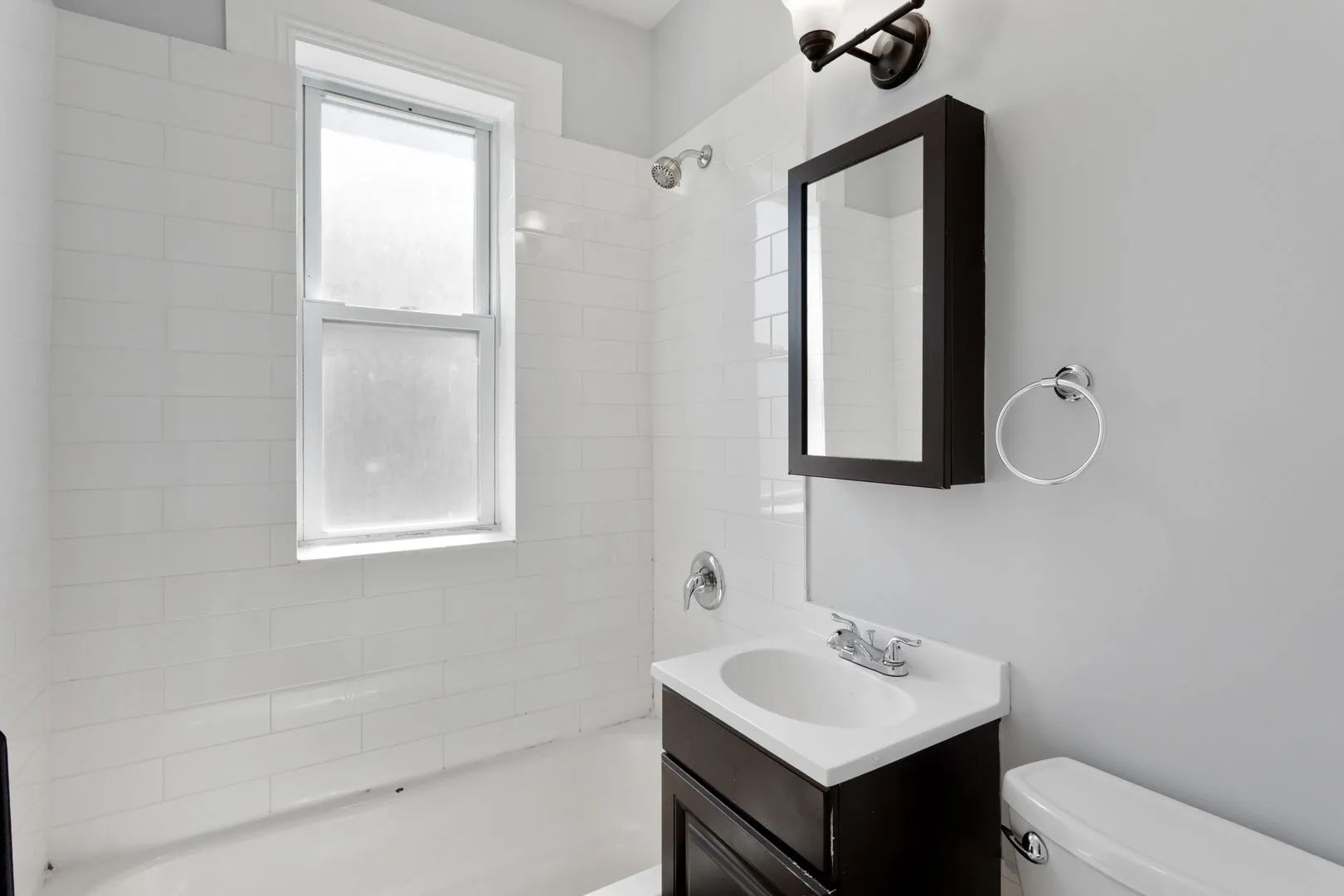 1608 W Sherwin Ave, , 60626, USA 60626-unit#306-Chicago-IL