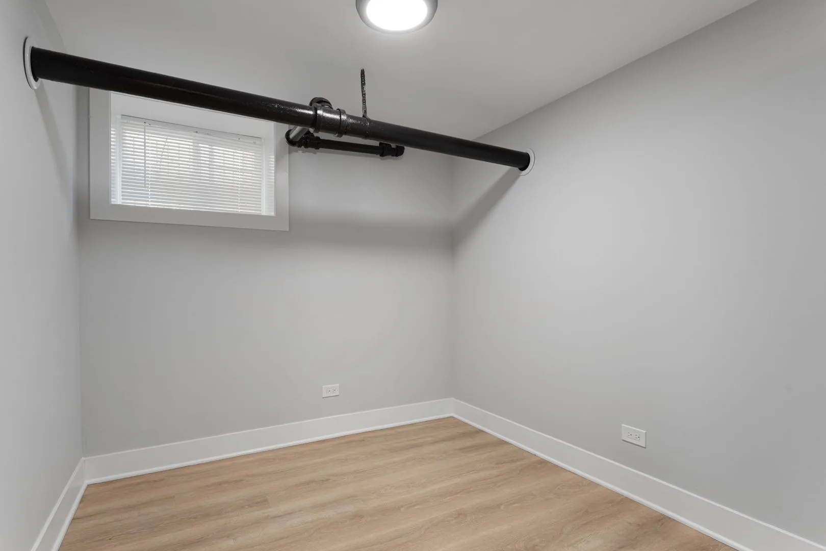 7600 N Sheridan Rd, ,  60626, USA 60626-unit#B1N-Chicago-IL