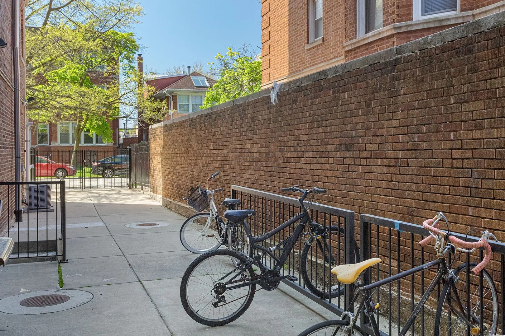 7456 N Greenview Ave, ,  60626, USA 60626-unit#2E-Chicago-IL