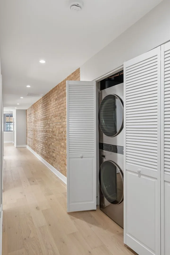 7516 N Eastlake Terrace, ,  60626, USA 60626-unit#2-Chicago-IL
