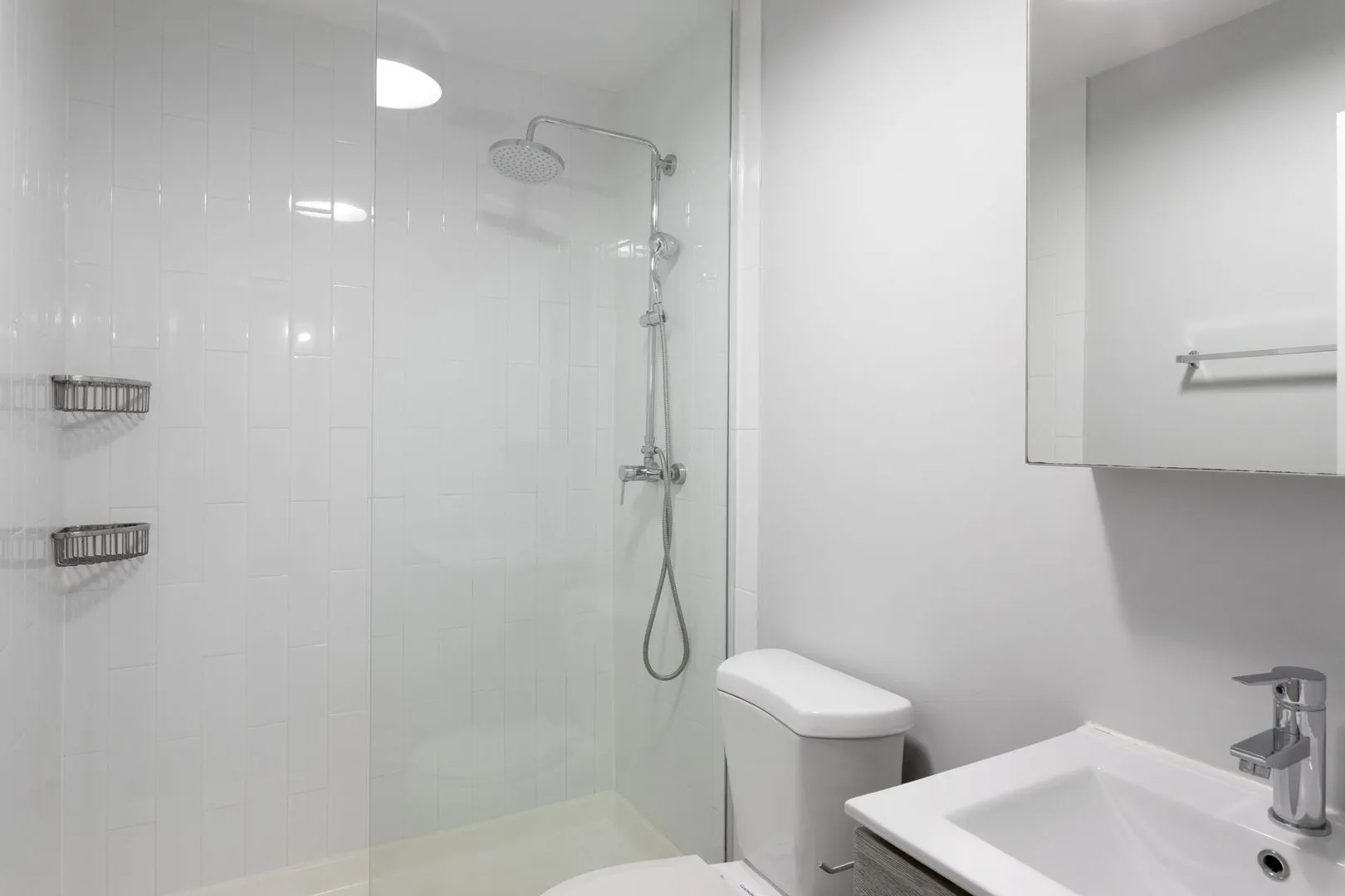 5411 N Winthrop Ave, , 60640, USA 60640-unit#523-Chicago-IL
