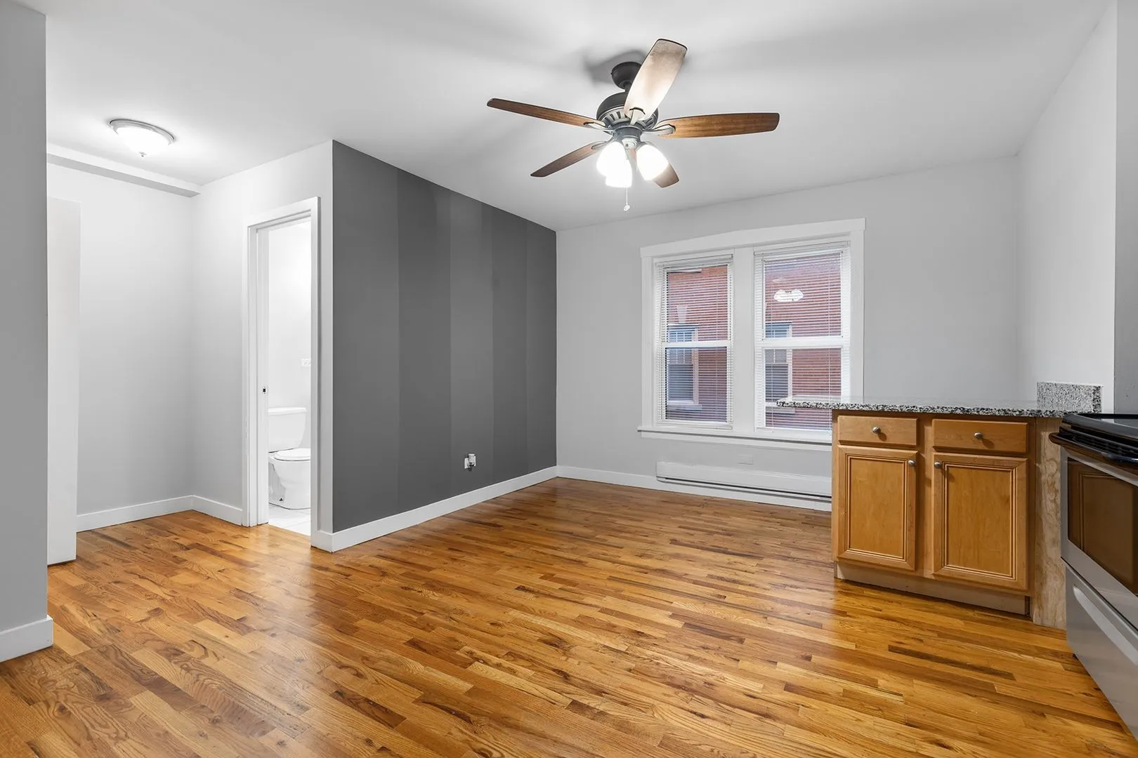 7450 N Greenview Ave, ,  60626, USA 60626-unit#26-Chicago-IL